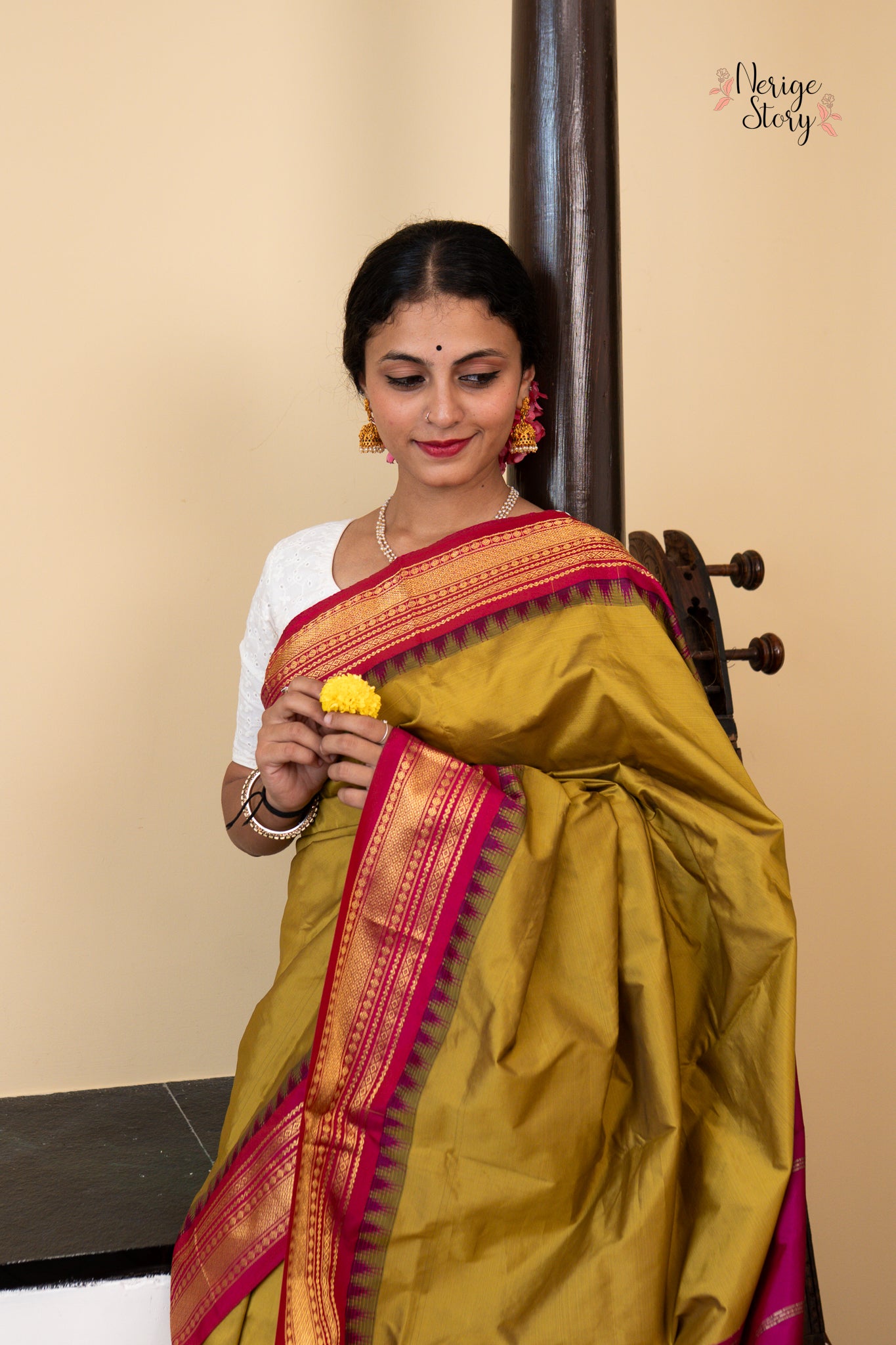 DIVITHA (ದಿವಿತಾ)