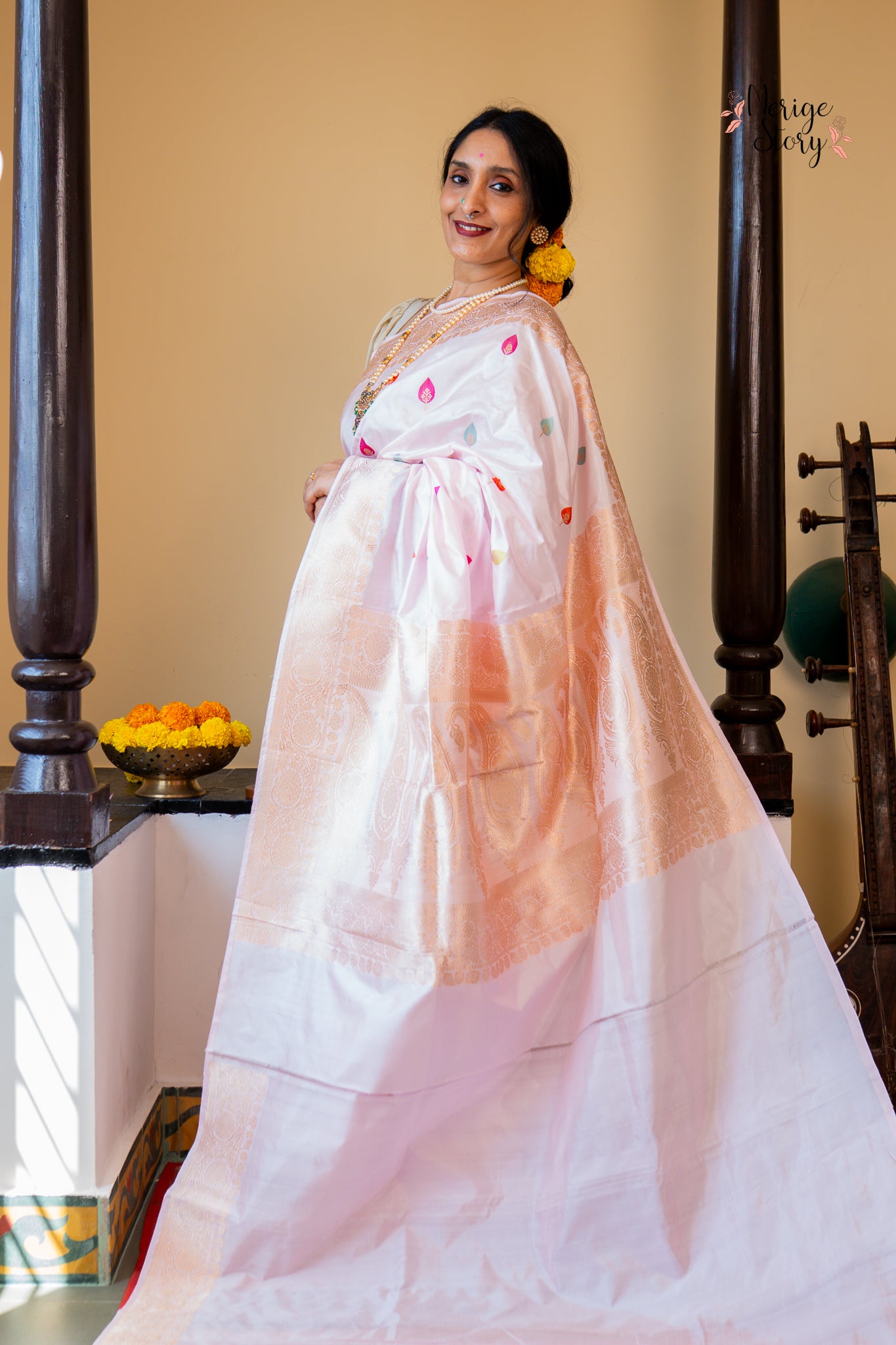 ISHVARII (ईश्वरी)