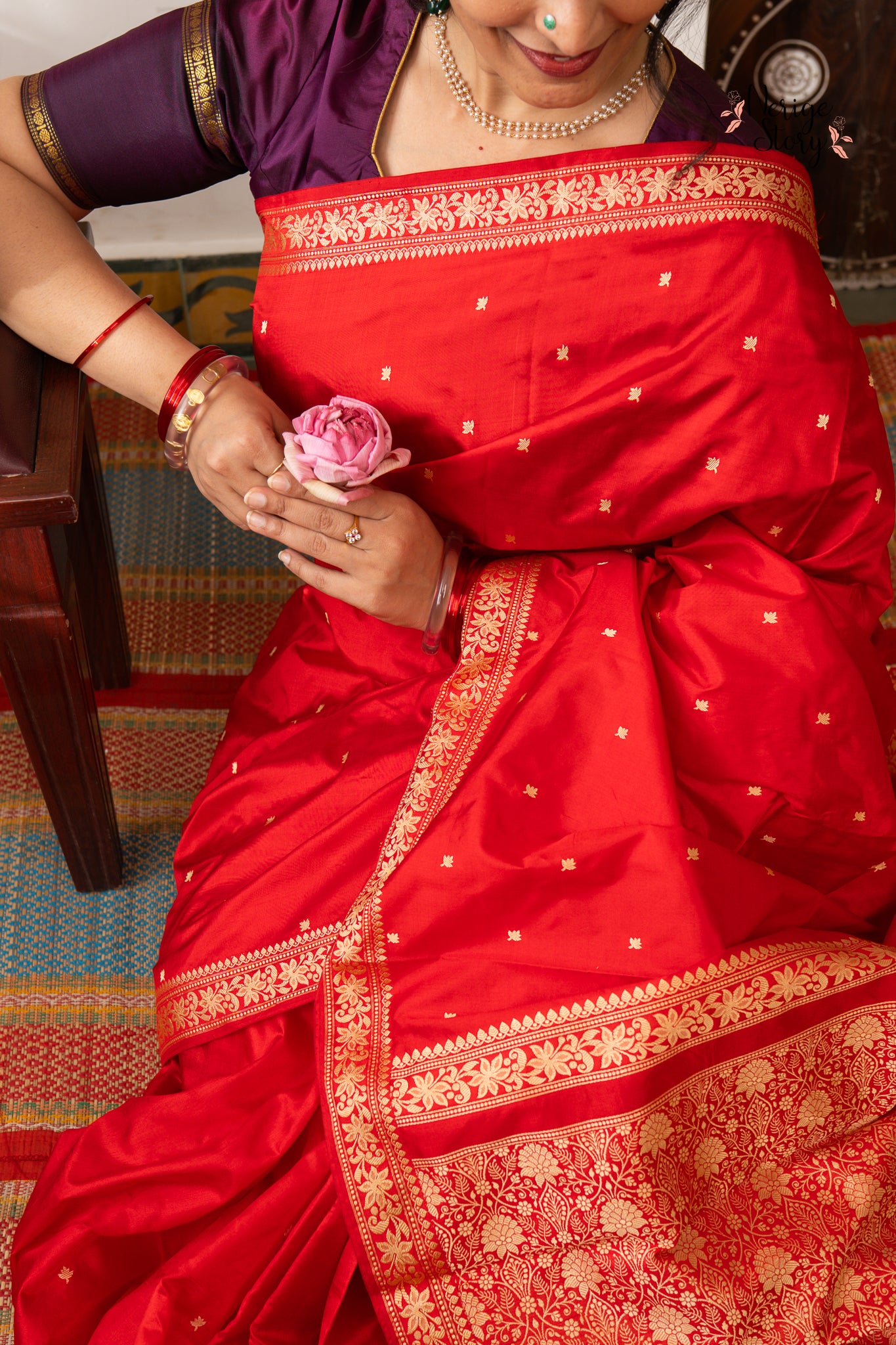 NAYRA (नायरा)