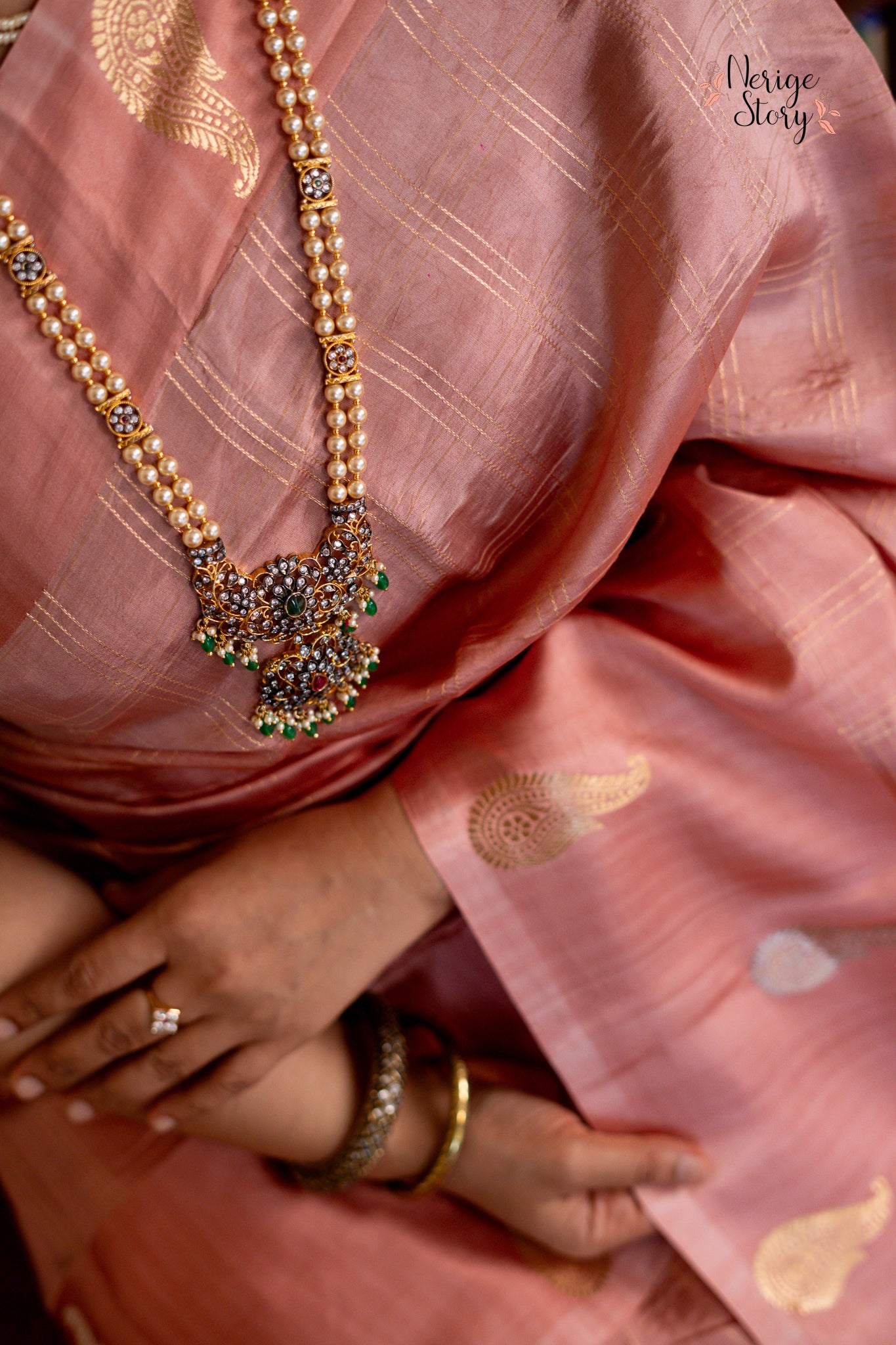 MAHITHASREE (महिताश्री)