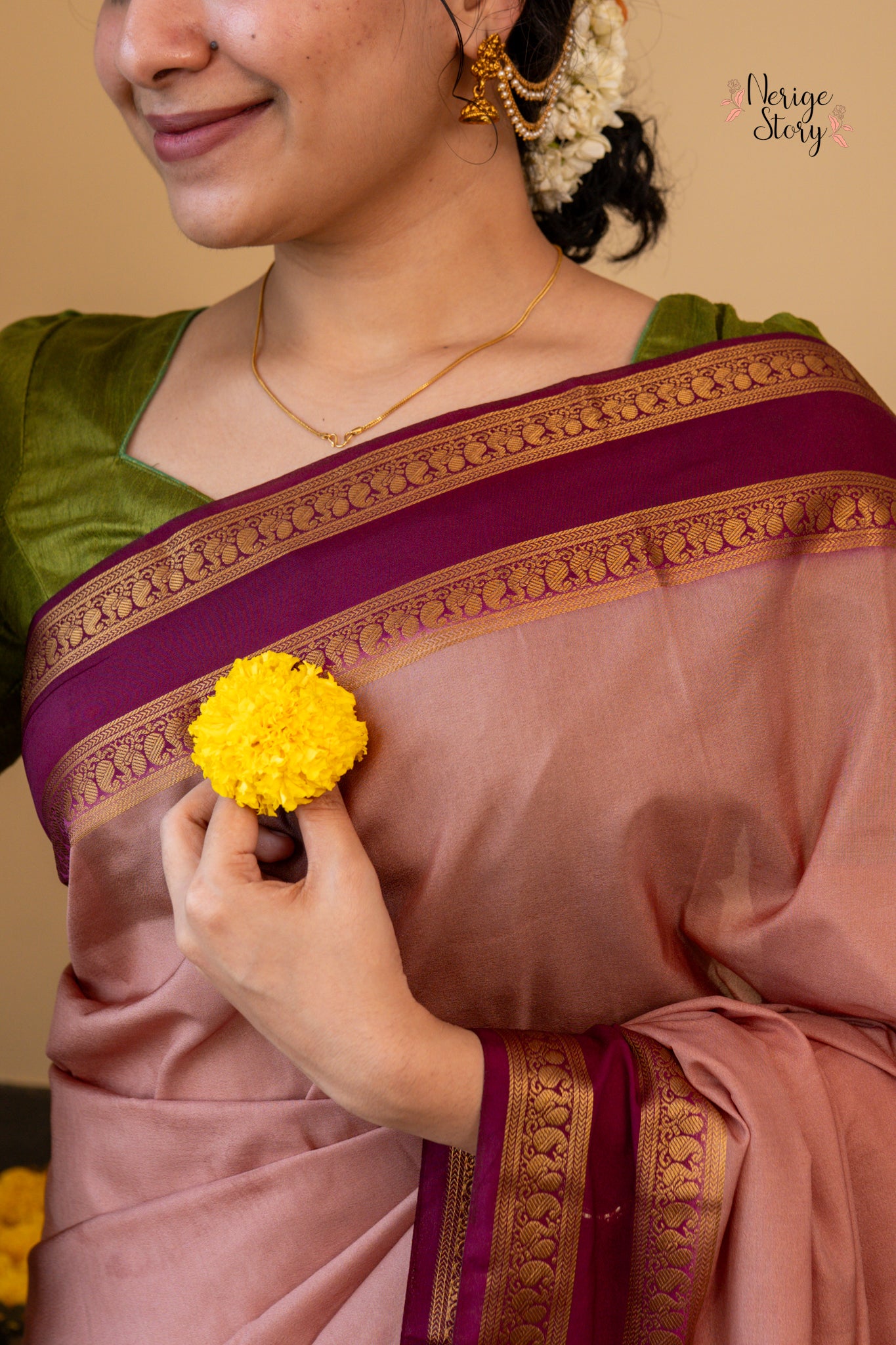 SANAYA (सनाया)