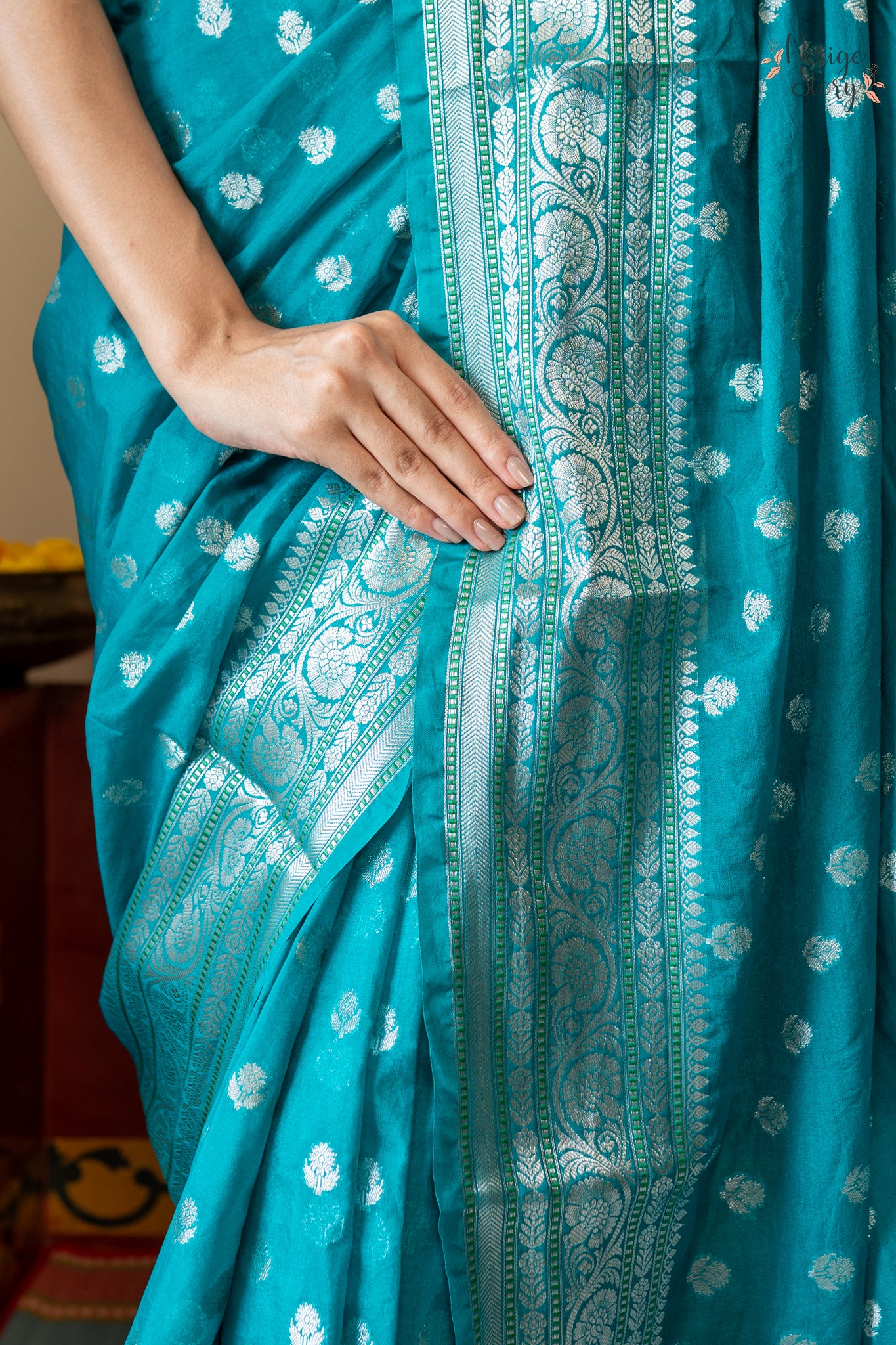 RAASIKA (रासिका)