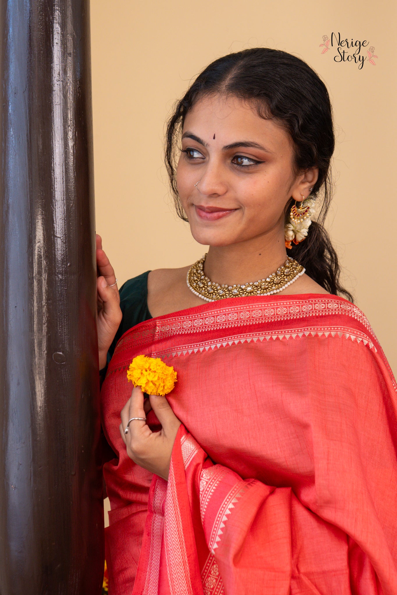 LAVANYIKA (लावण्यिका)