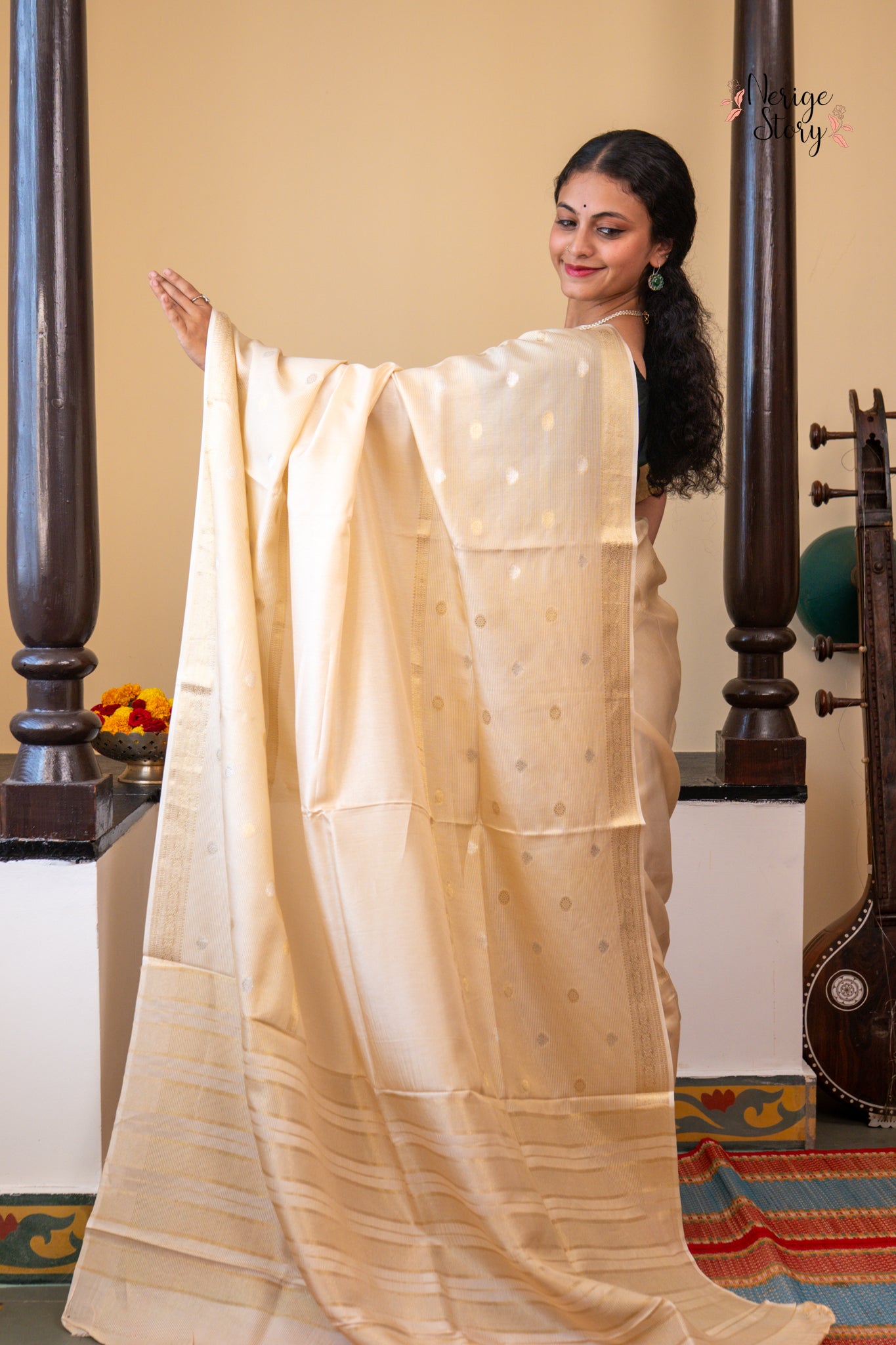 CHARUSHI (चारुशी)