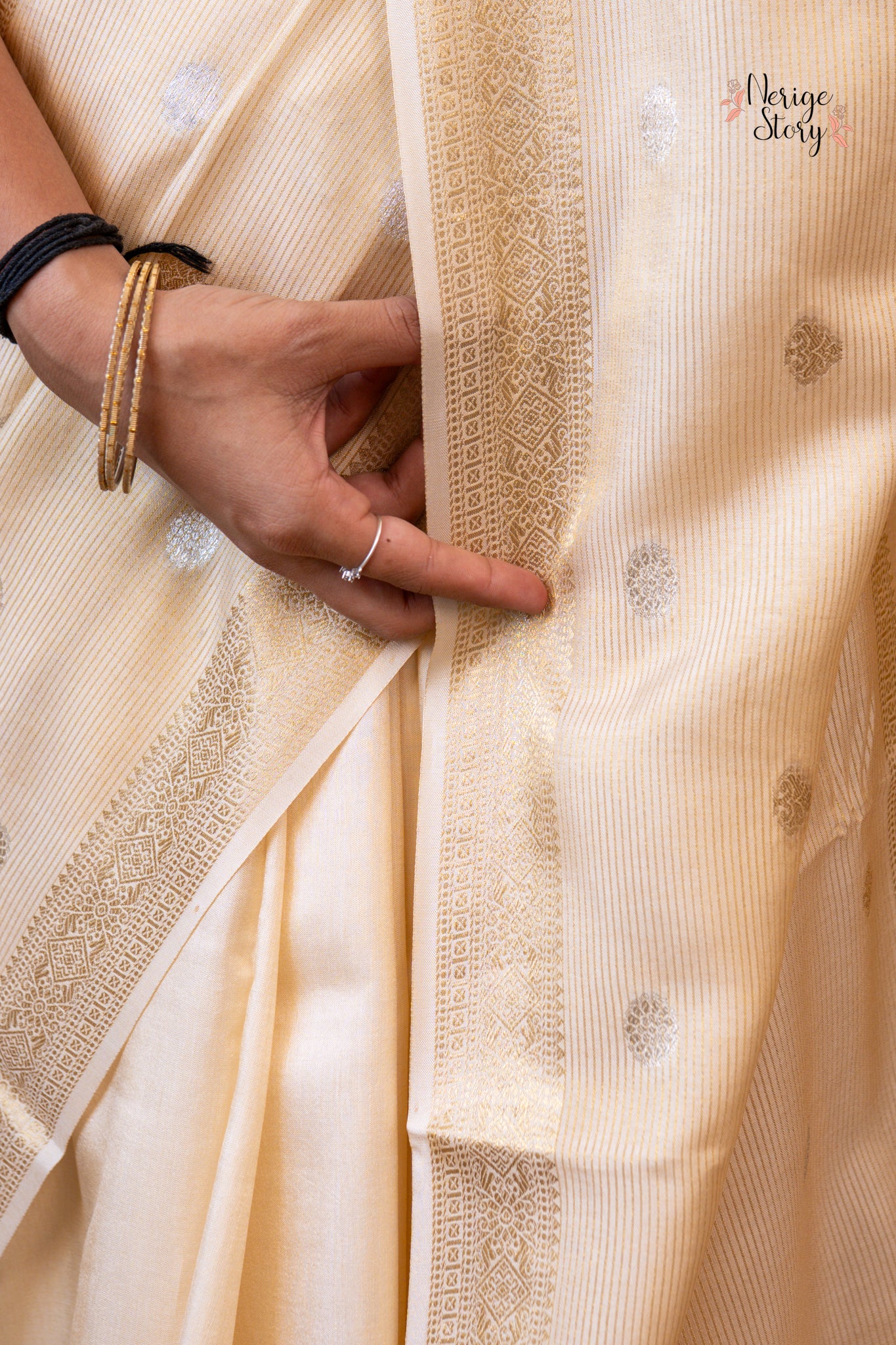 CHARUSHI (चारुशी)