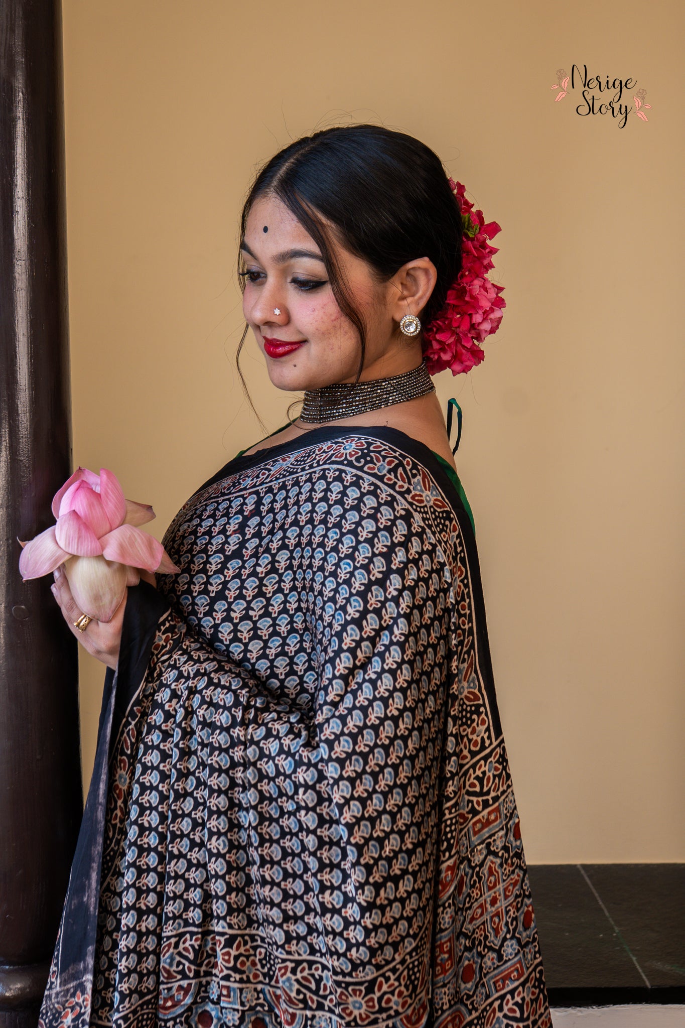 MANIKA (मानिका)