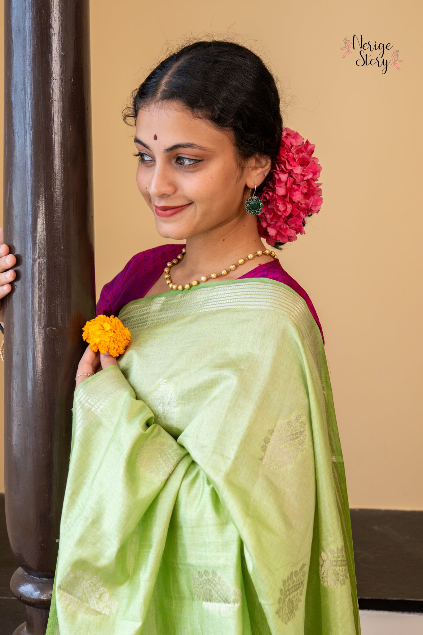 MRINALIKA (मृणालिका)