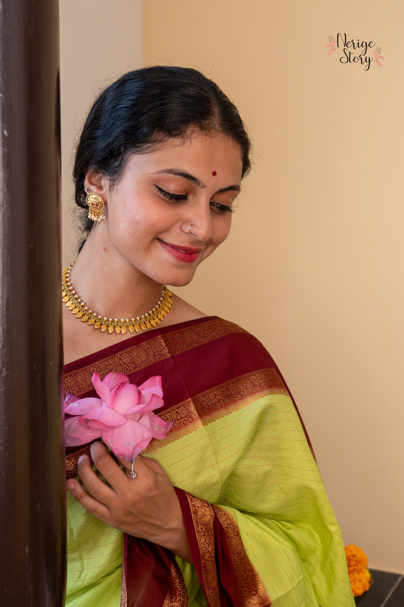 DEVANSHIKA (देवांशिका)