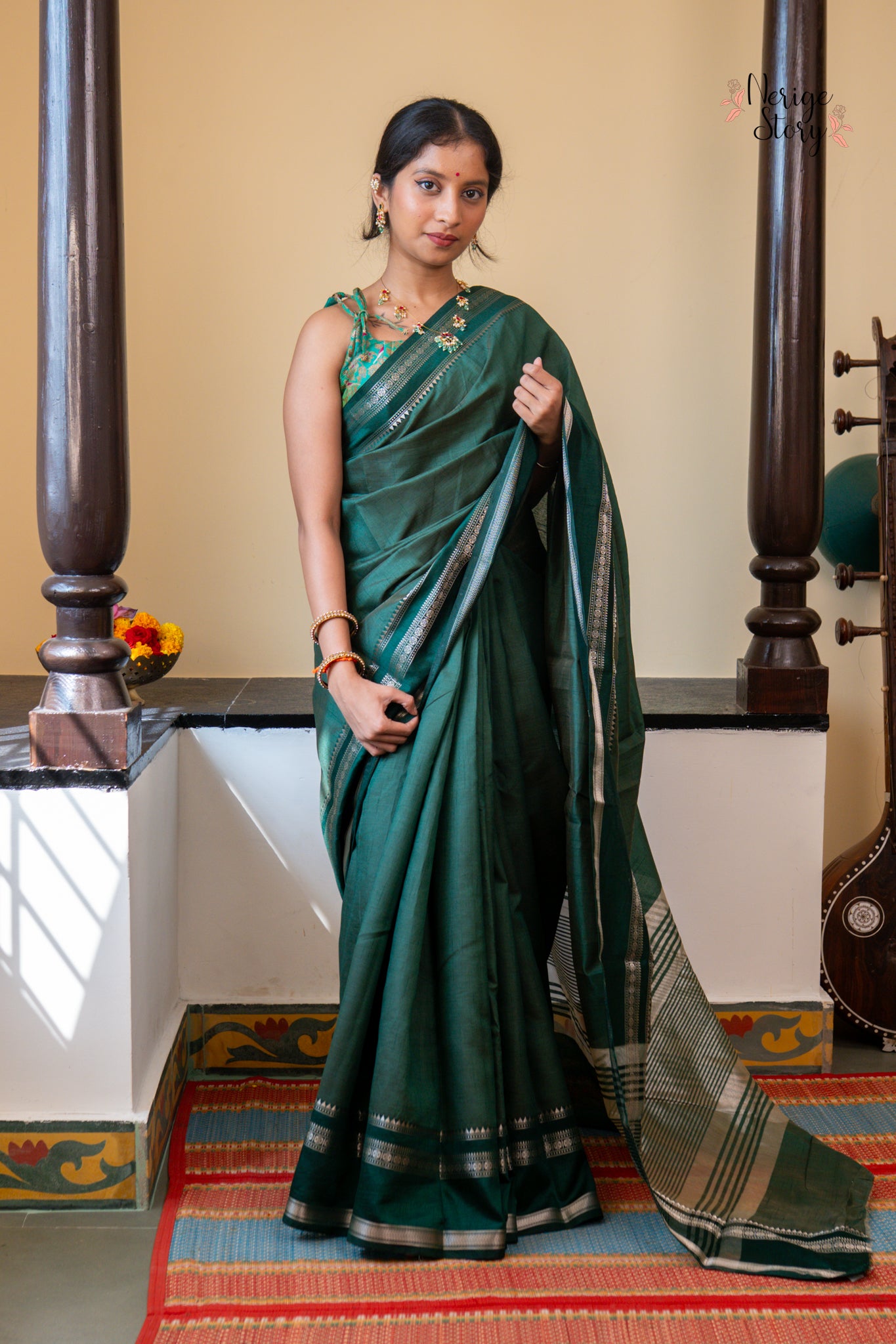 AKSHITA (अक्षिता)