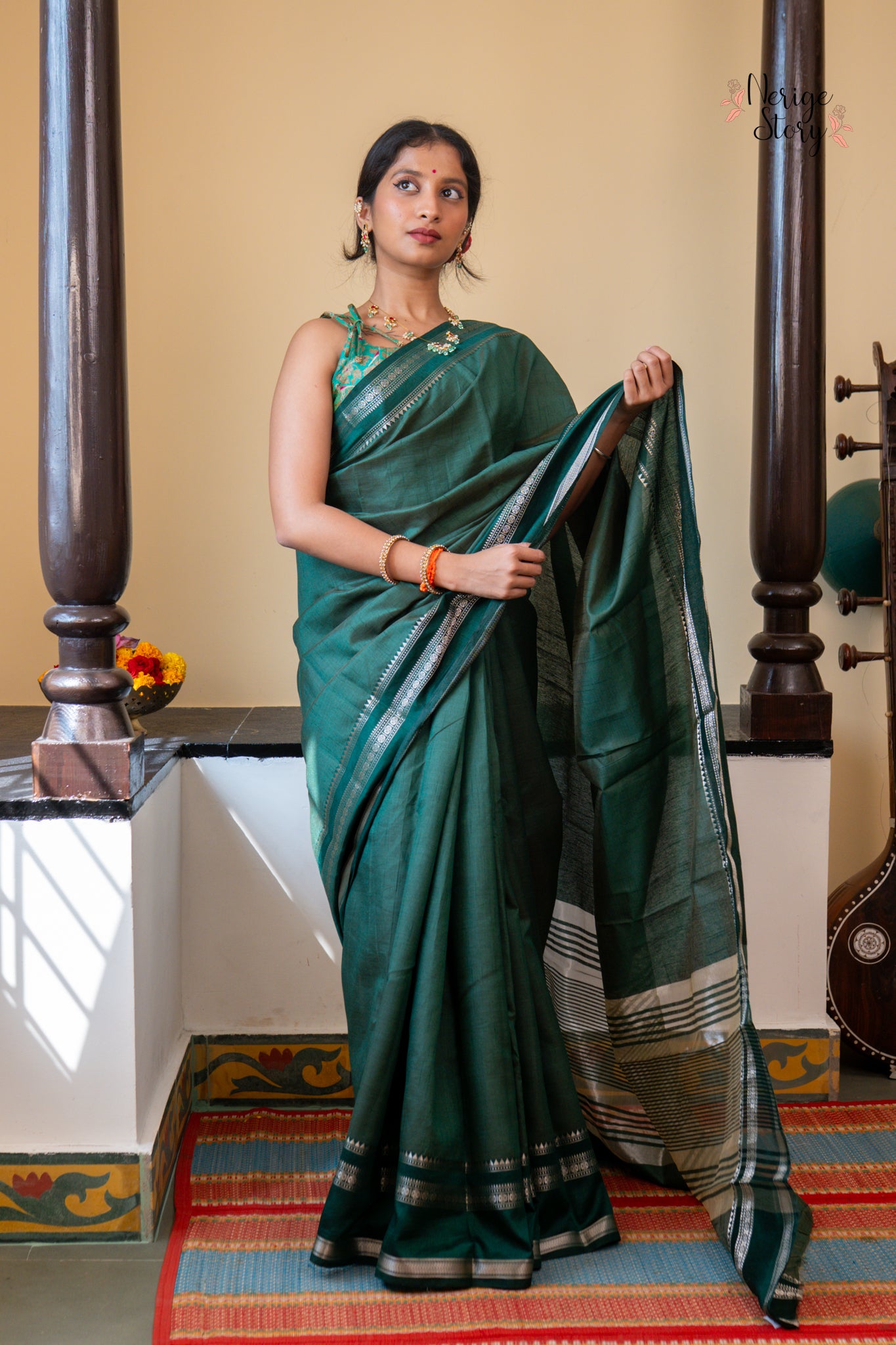 AKSHITA (अक्षिता)