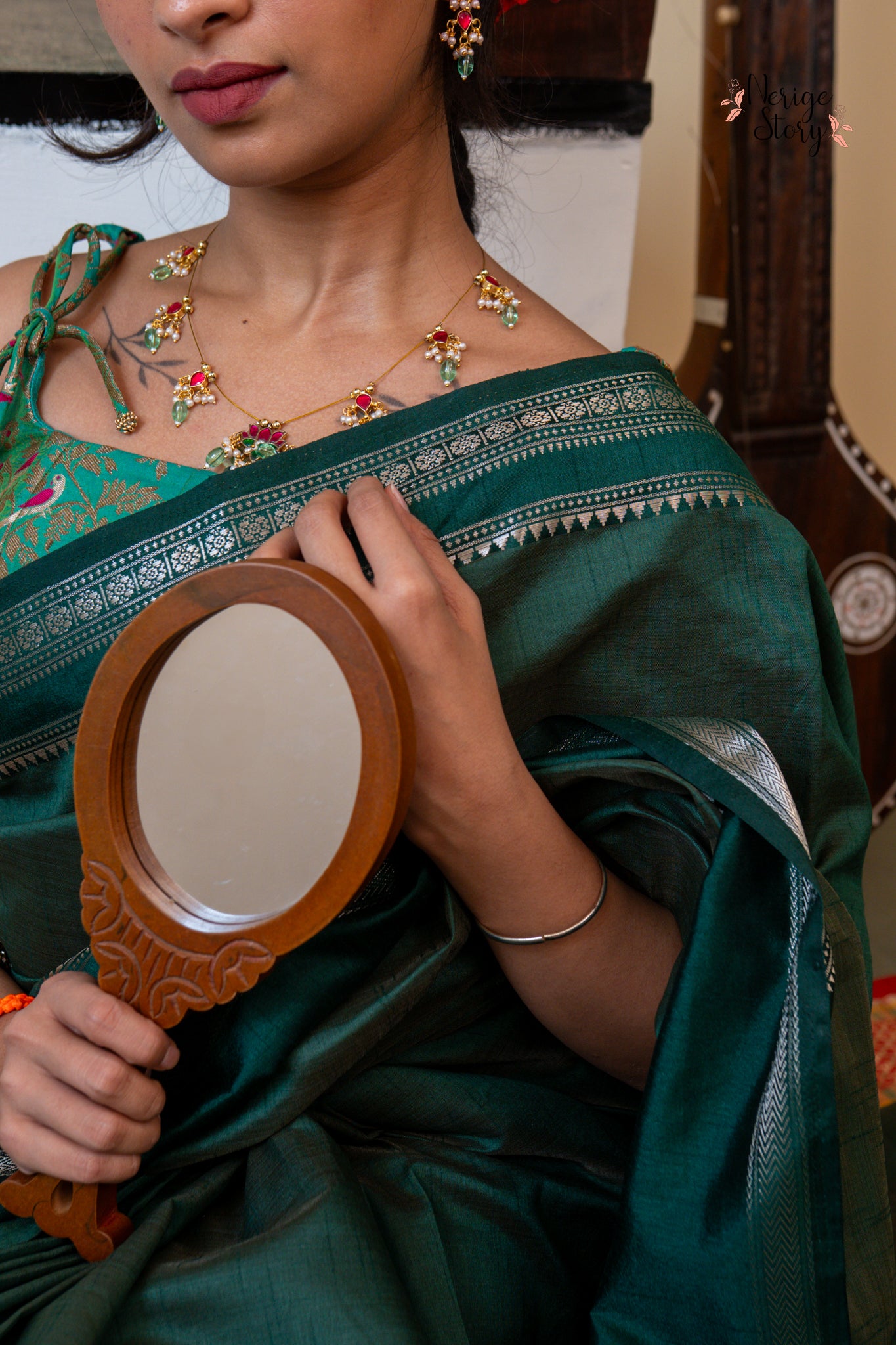 AKSHITA (अक्षिता)