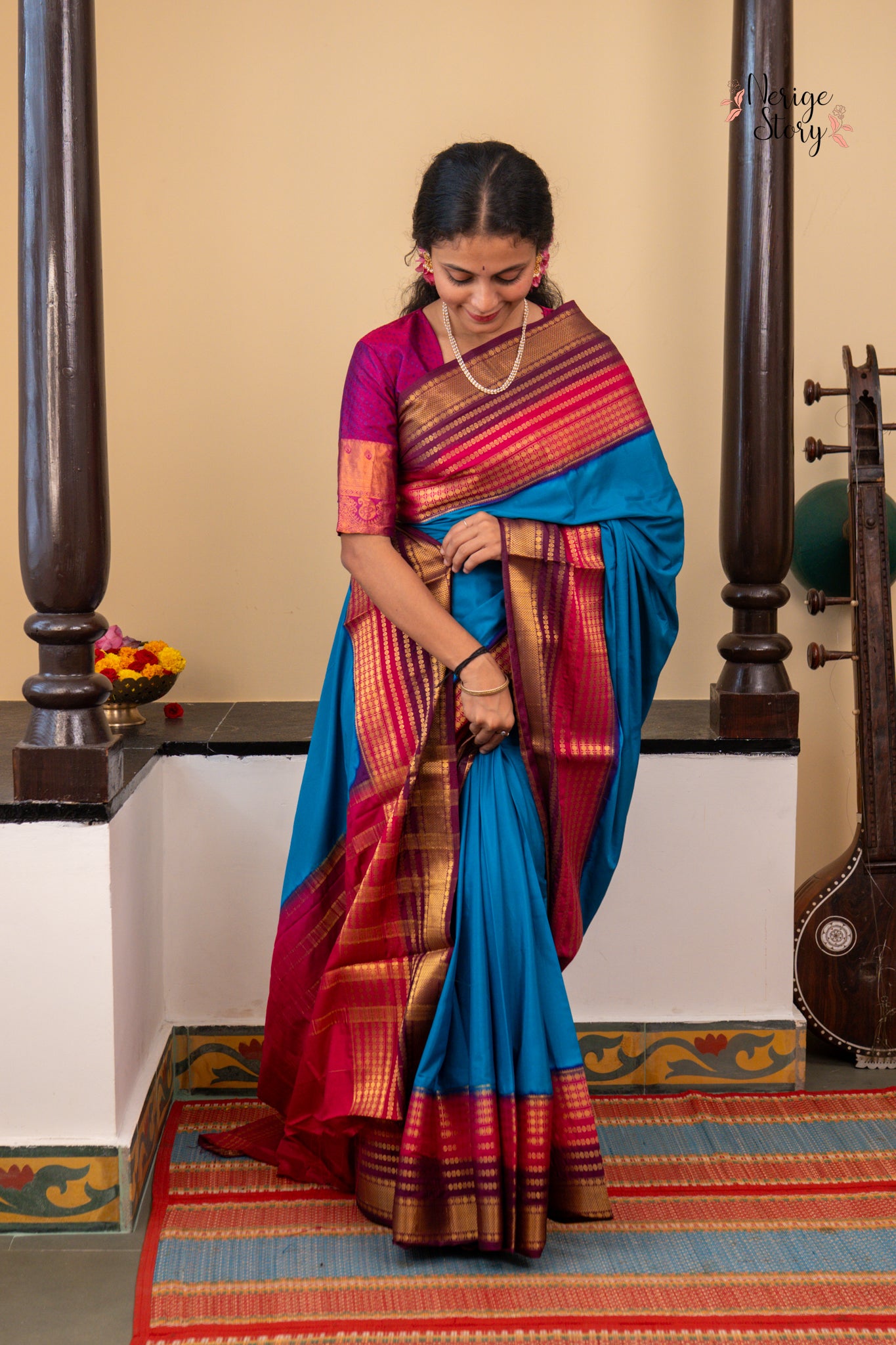 ADVAIA (अद्वैअ)