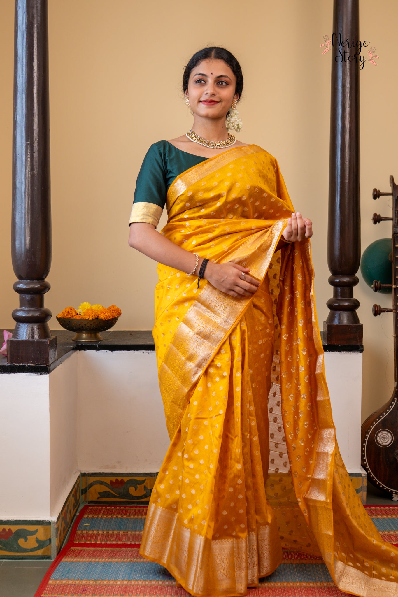 CHITRALI (चित्राली)