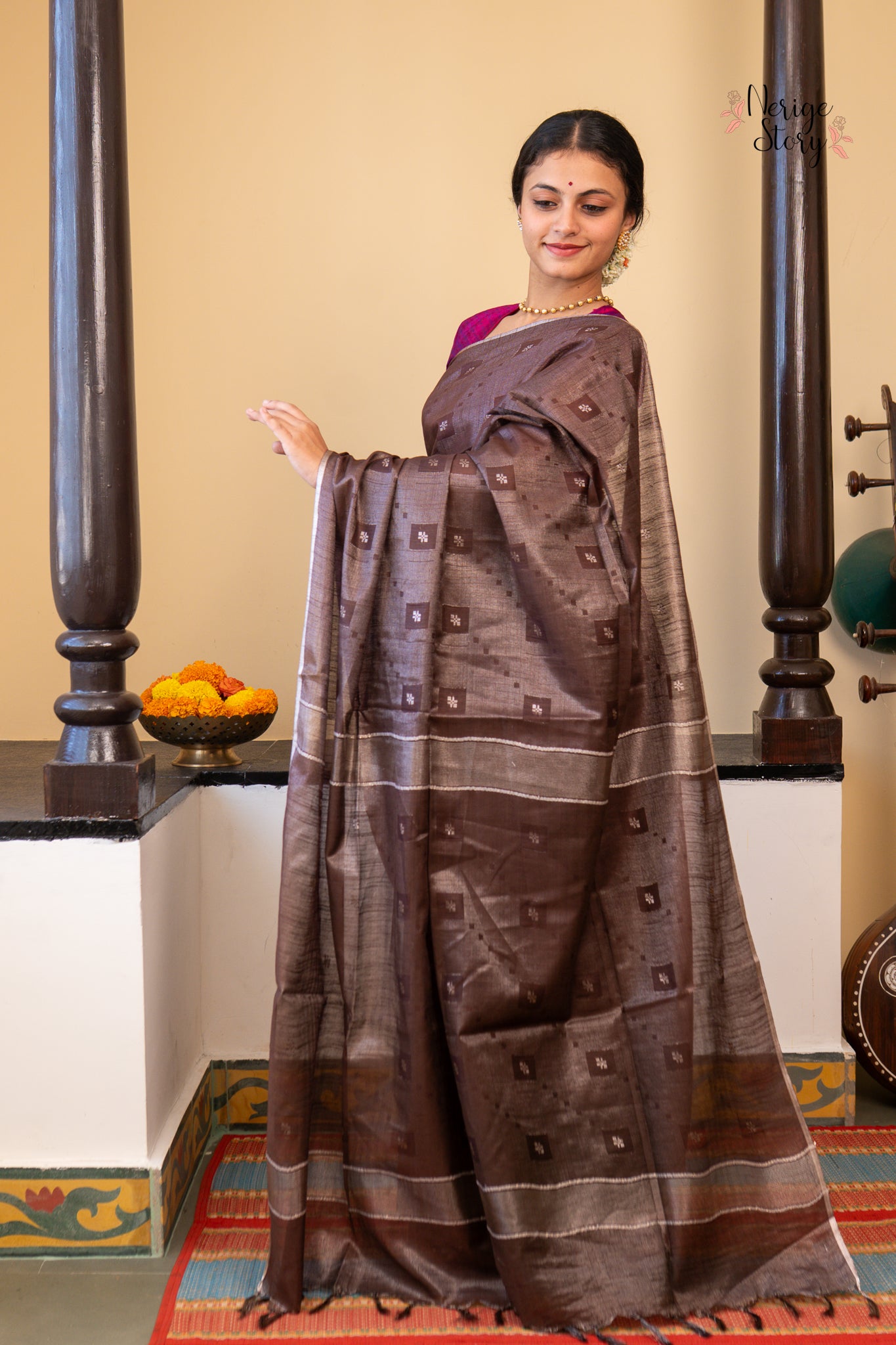 MRIGAKSHI (मृगाक्षी)