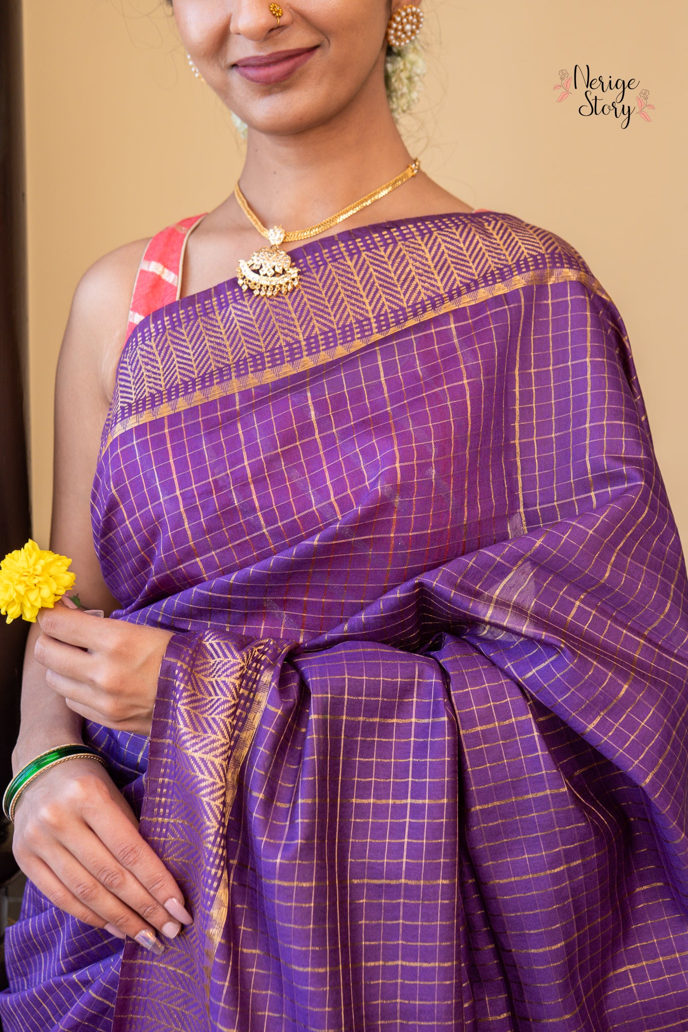 MAYUKHI (मयूखी)