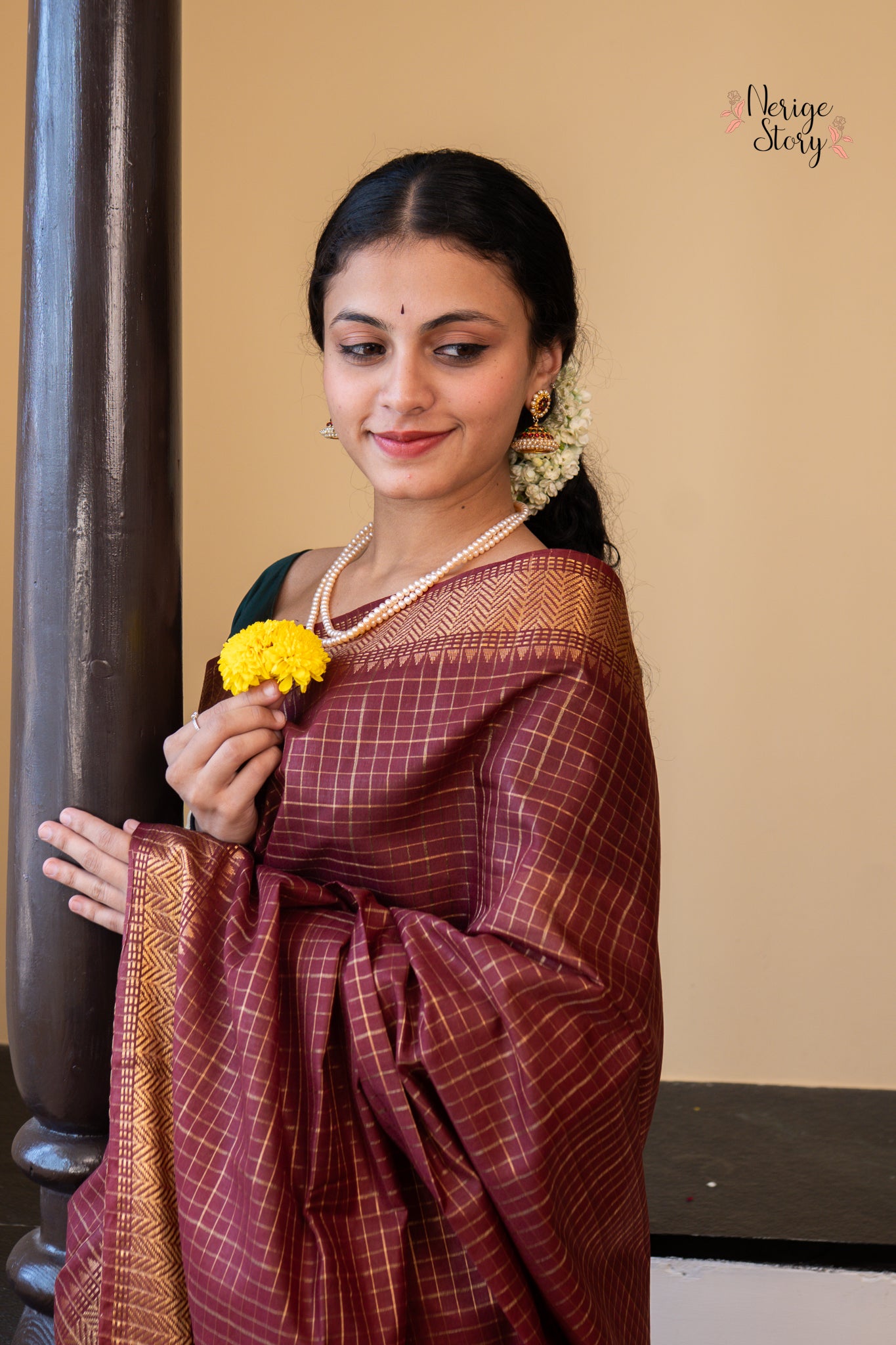 GAGANIKA (गगनिका)