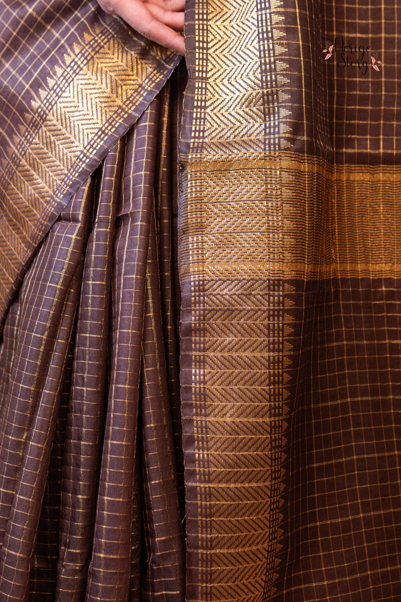 MOKSHITA (मोक्षिता)