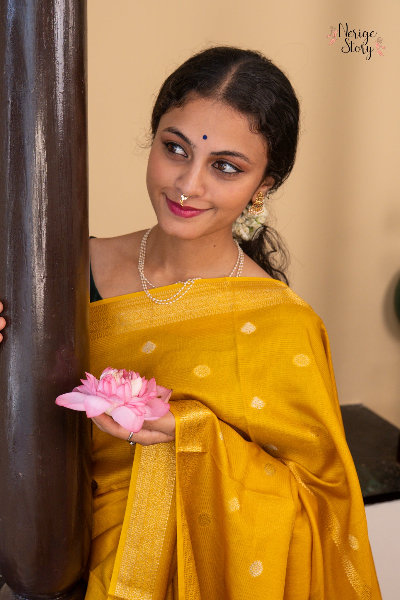 HARSHALEENA (हर्षलीना)