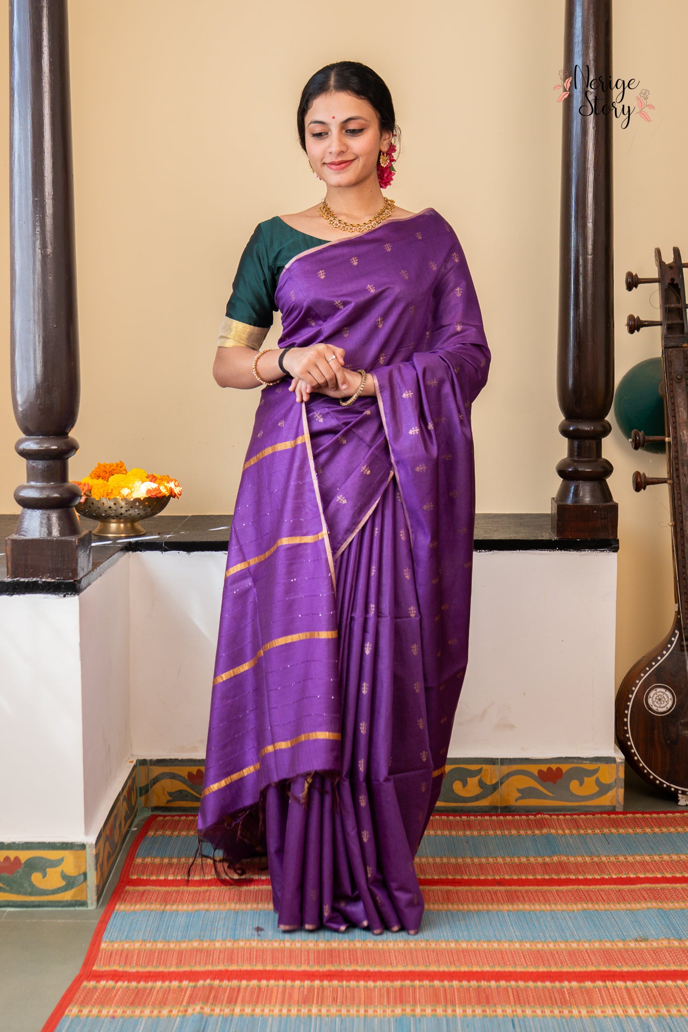 LAVANIKA (लावणिका)