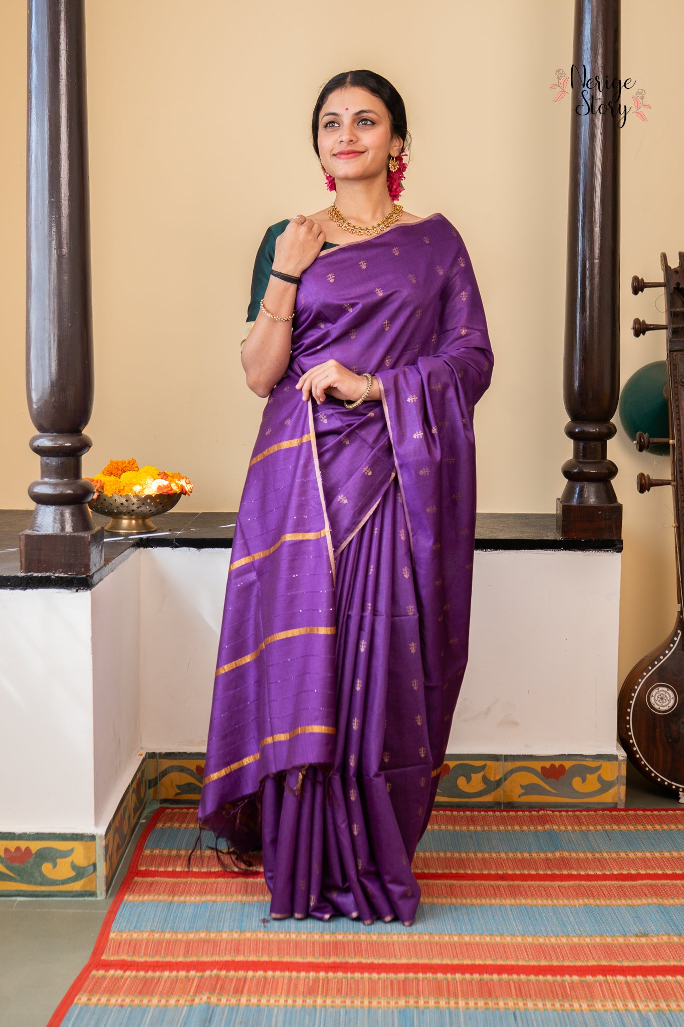 LAVANIKA (लावणिका)