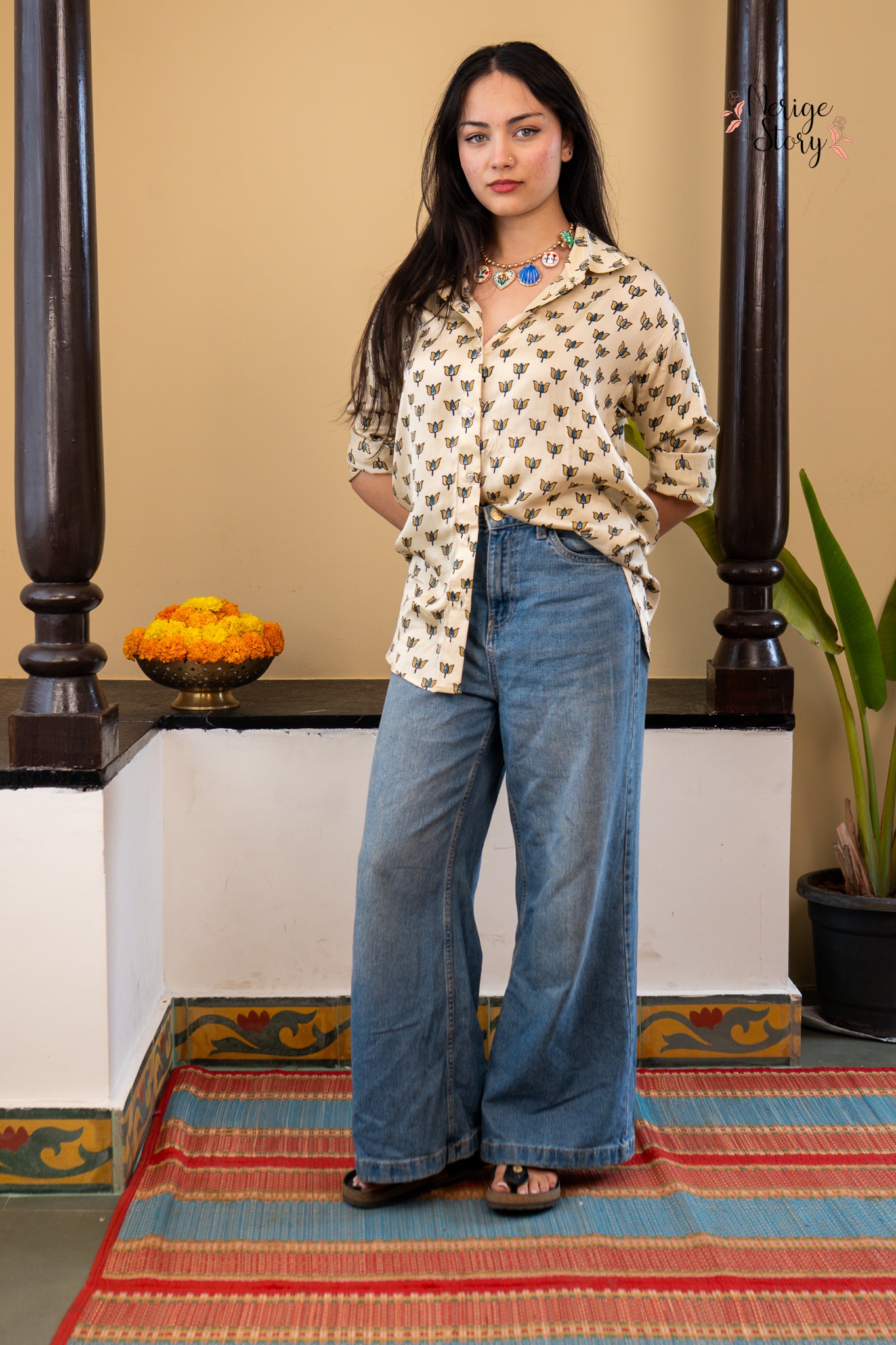 PALAKI (पलकी)