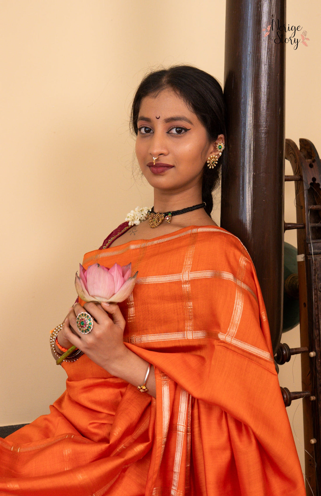 GAHANA (गहना)