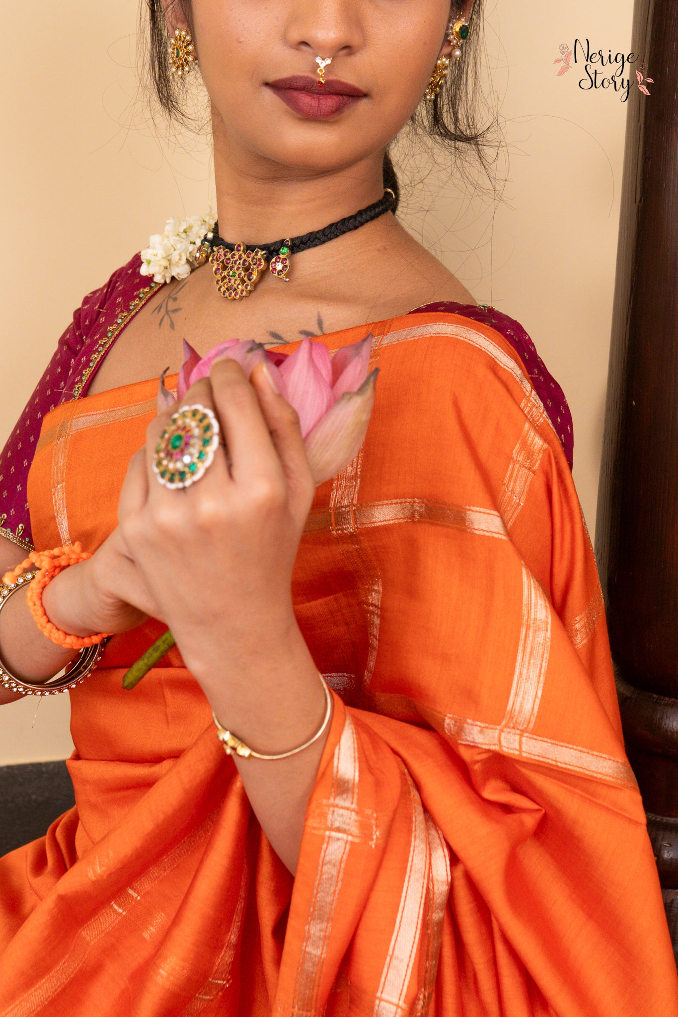 GAHANA (गहना)