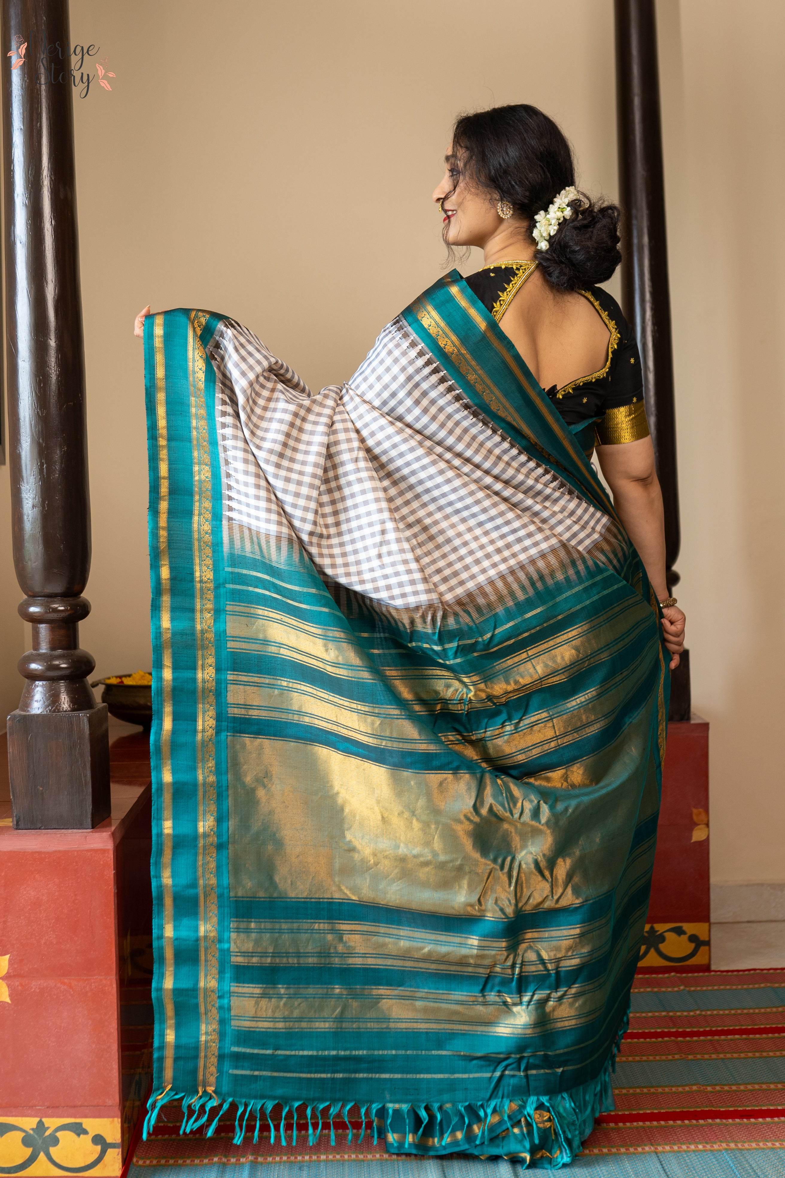 MAHADEVI (మహాదేవి)