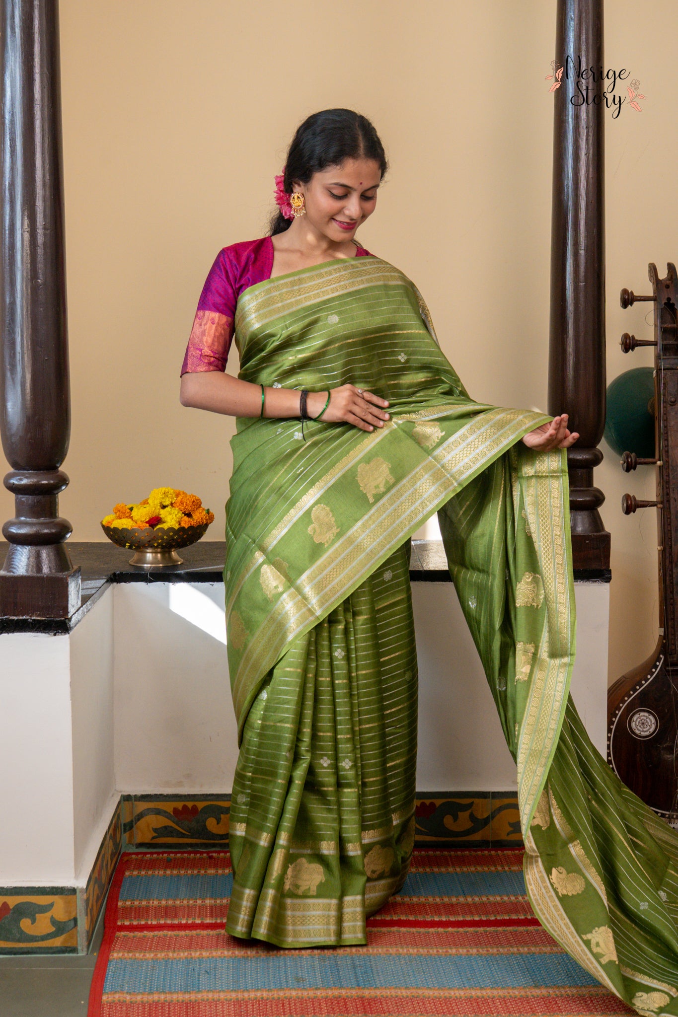 KARUNAMAYI (करुणामयी)