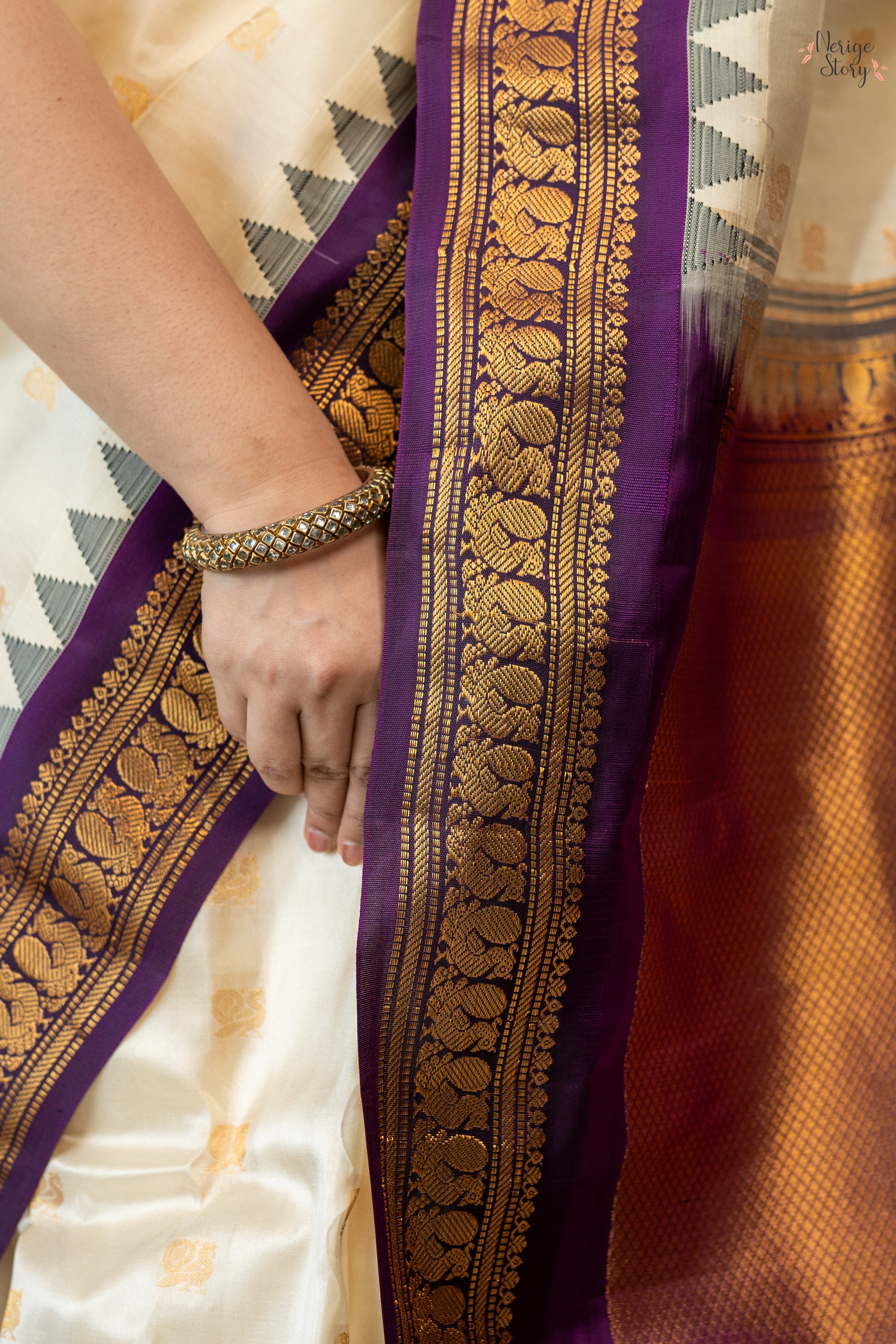 KAMALAPRIYA (కమలప్రియ)