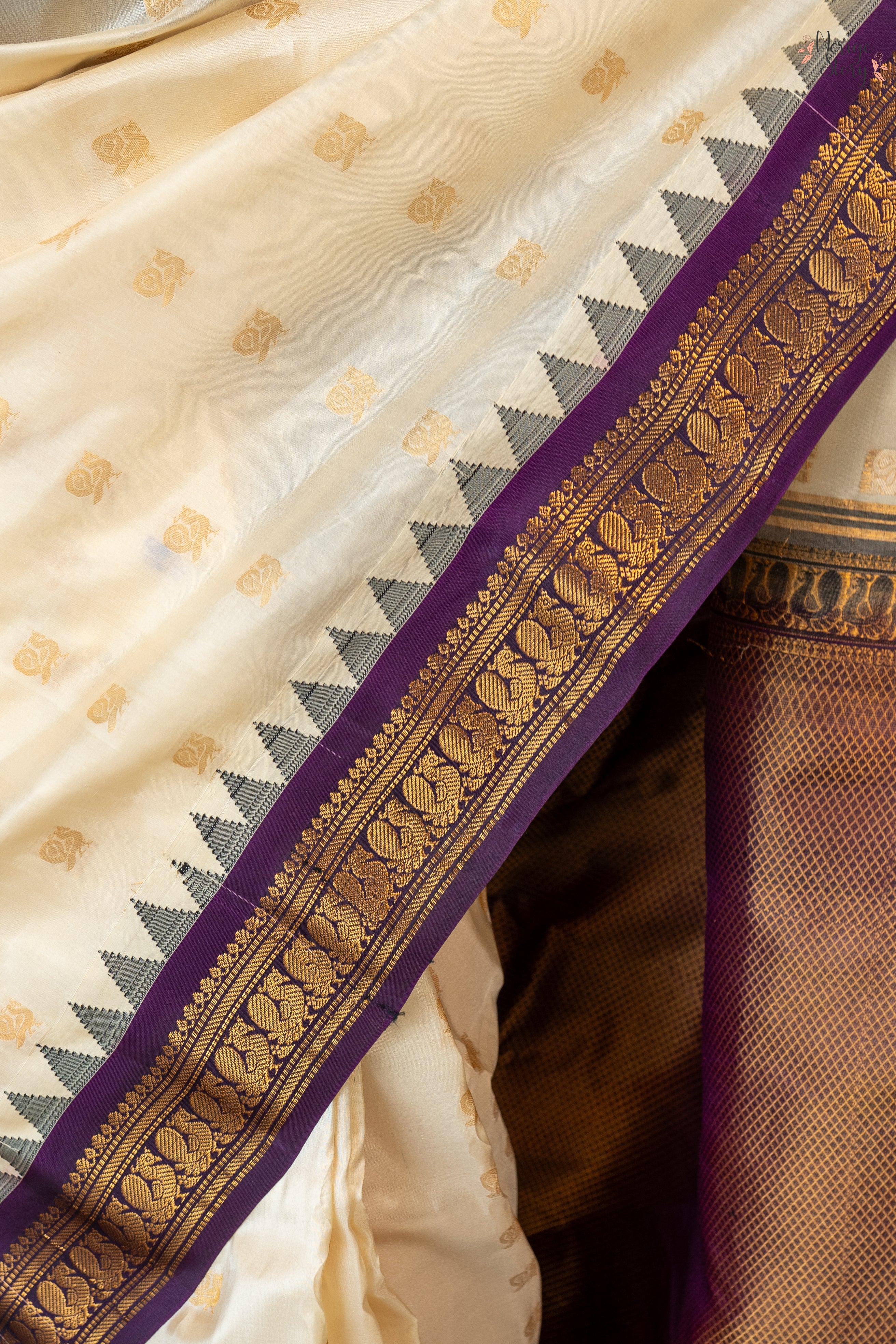 KAMALAPRIYA (కమలప్రియ)