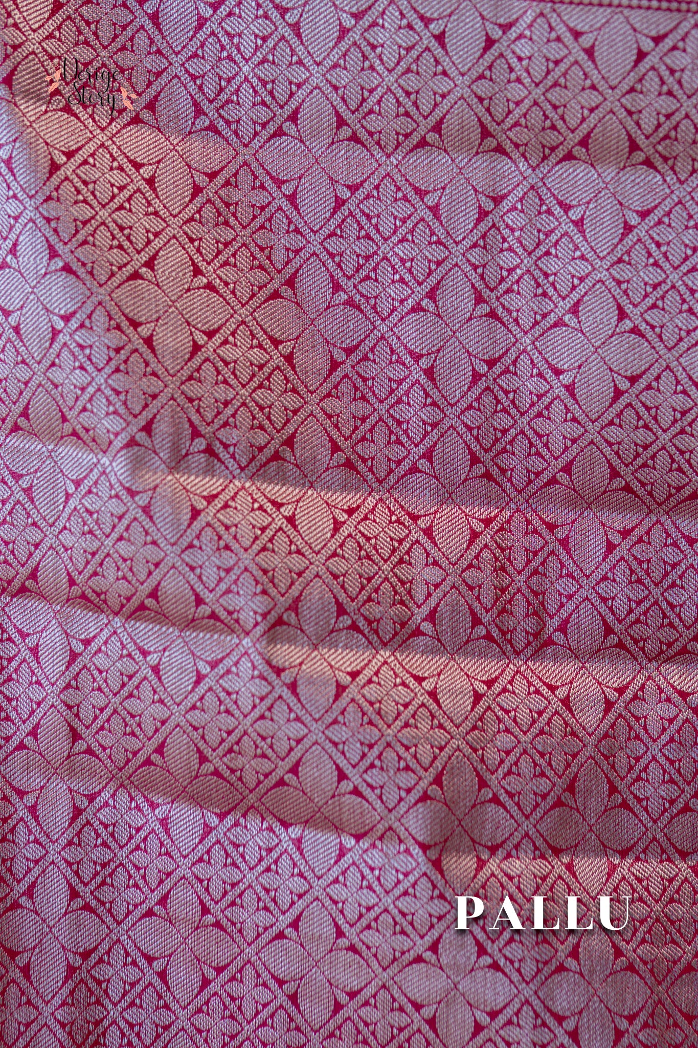 GULABO (गुलाबो)