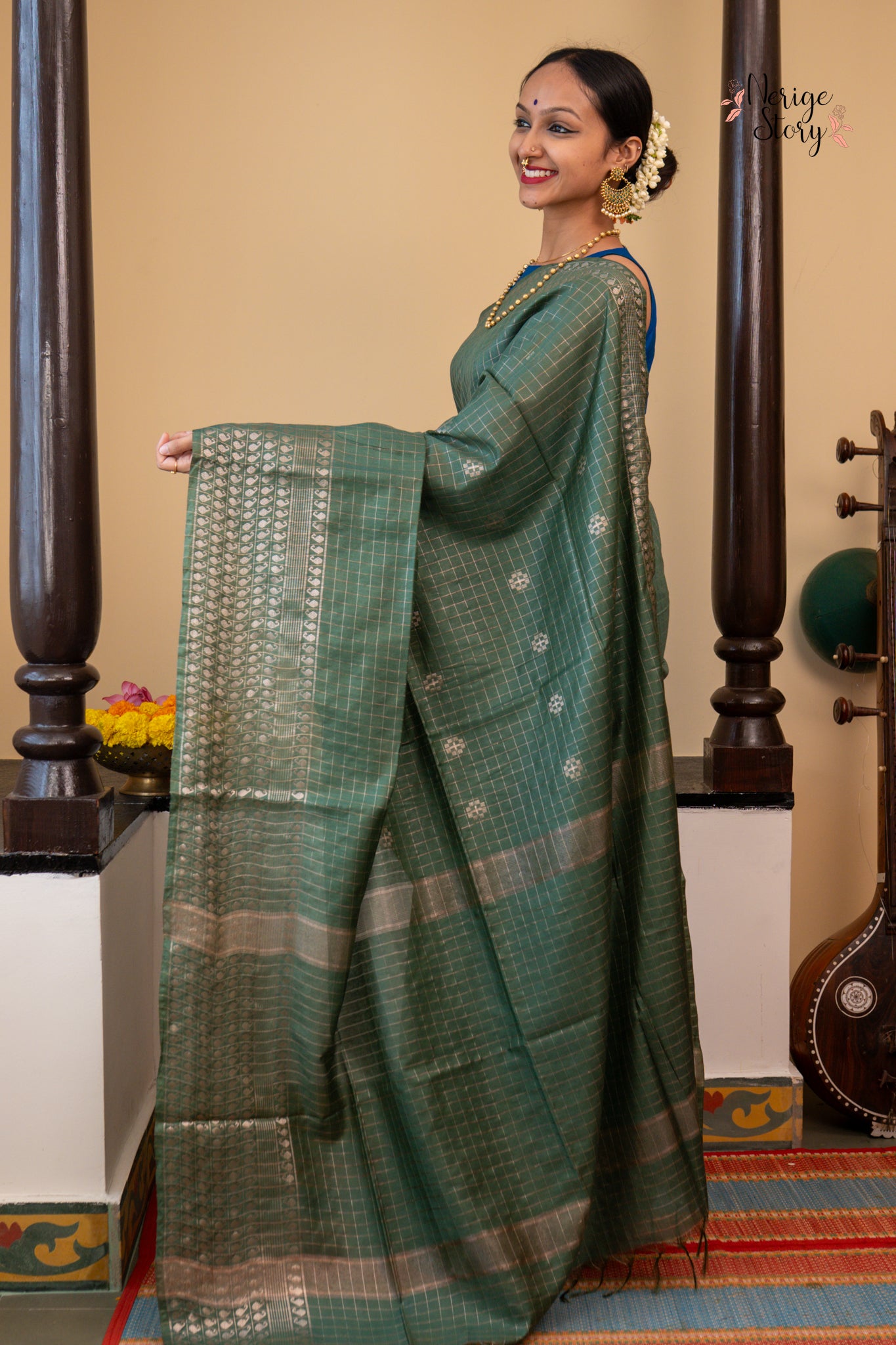 KAMALIKA (कमलिका)