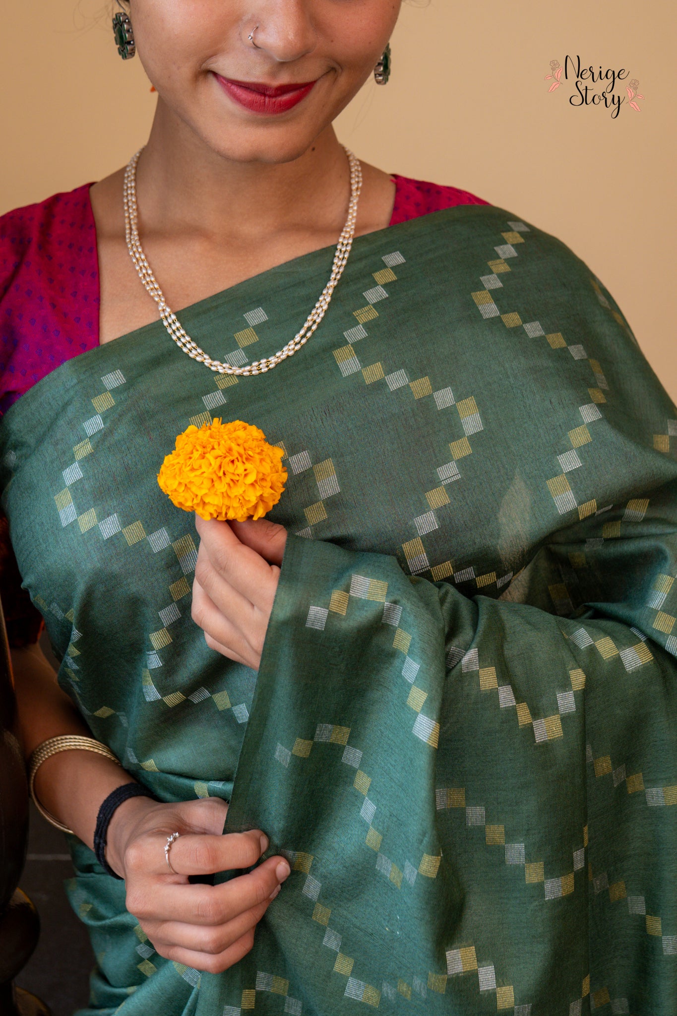 DHAVALIKA (धवलिका)
