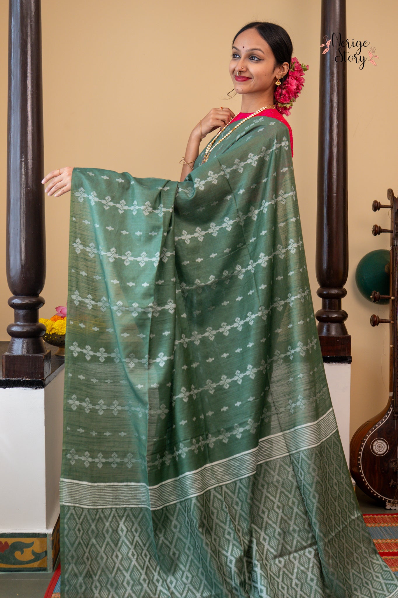 DEBINA (देबीना)