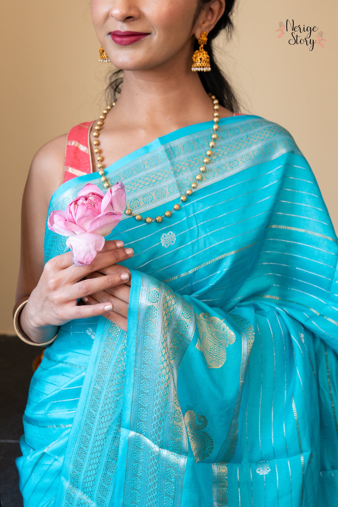 MAYUKHI (मयूखी)