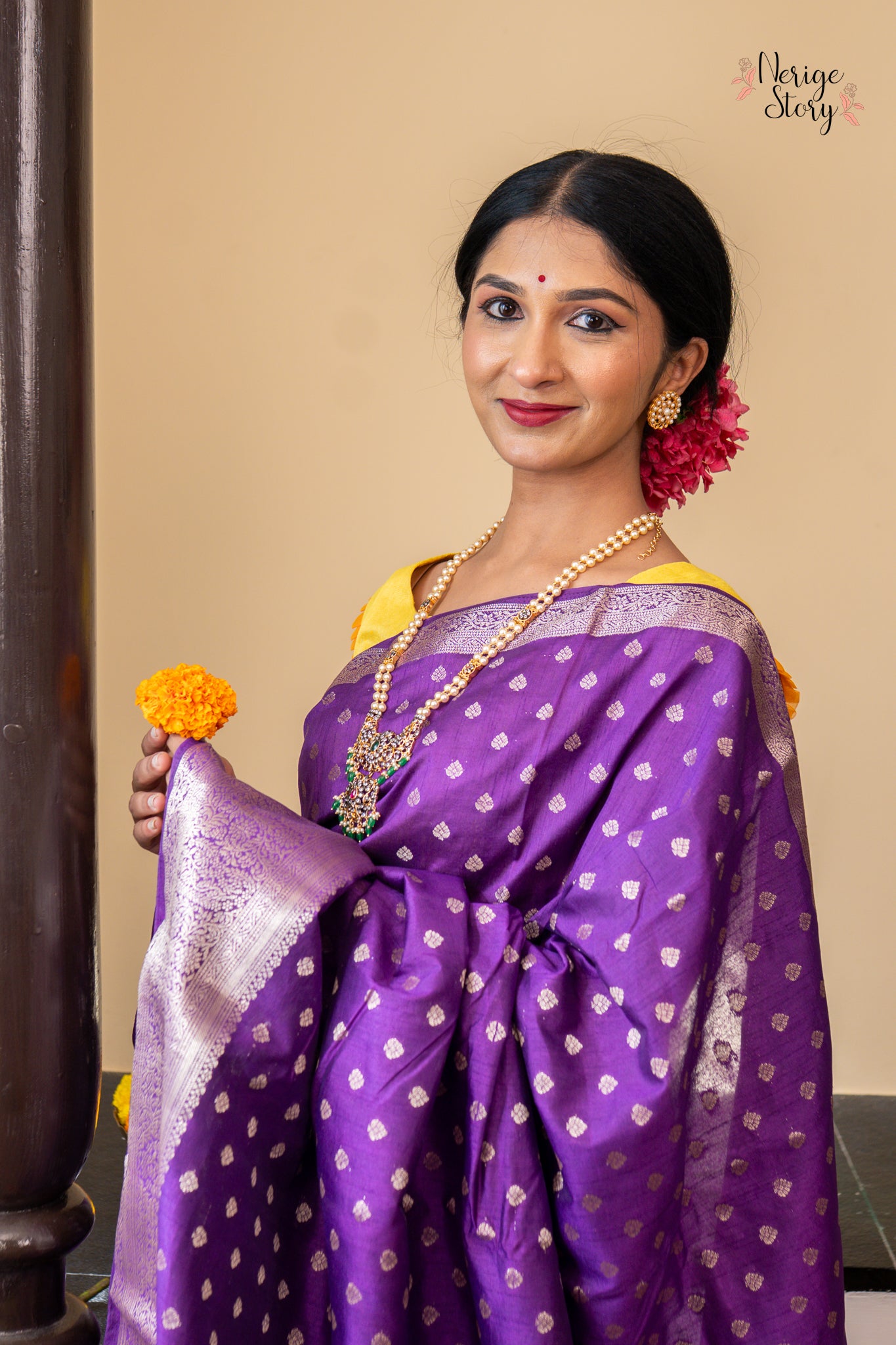 AMBHRINI (अम्भ्रिणी)