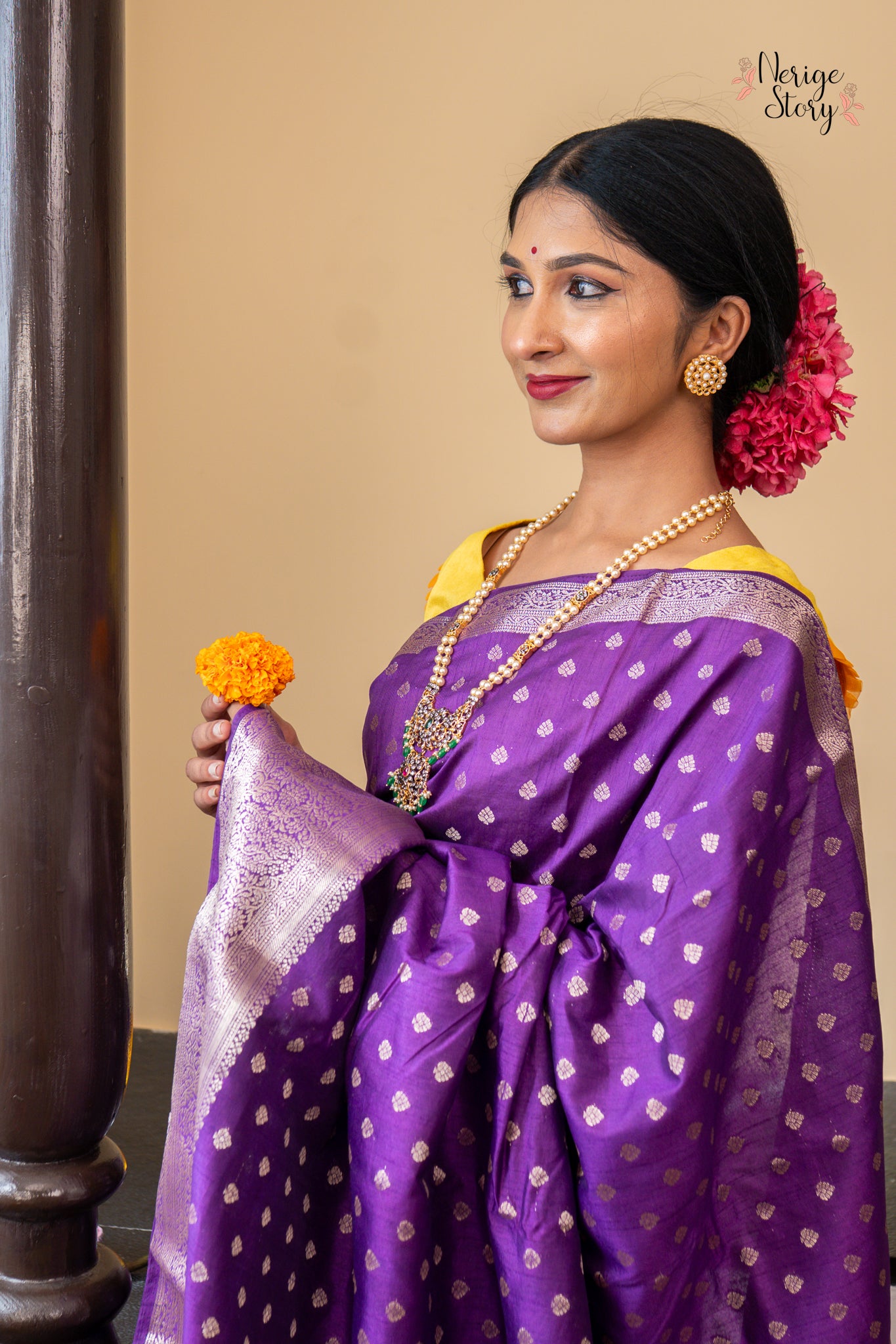 AMBHRINI (अम्भ्रिणी)