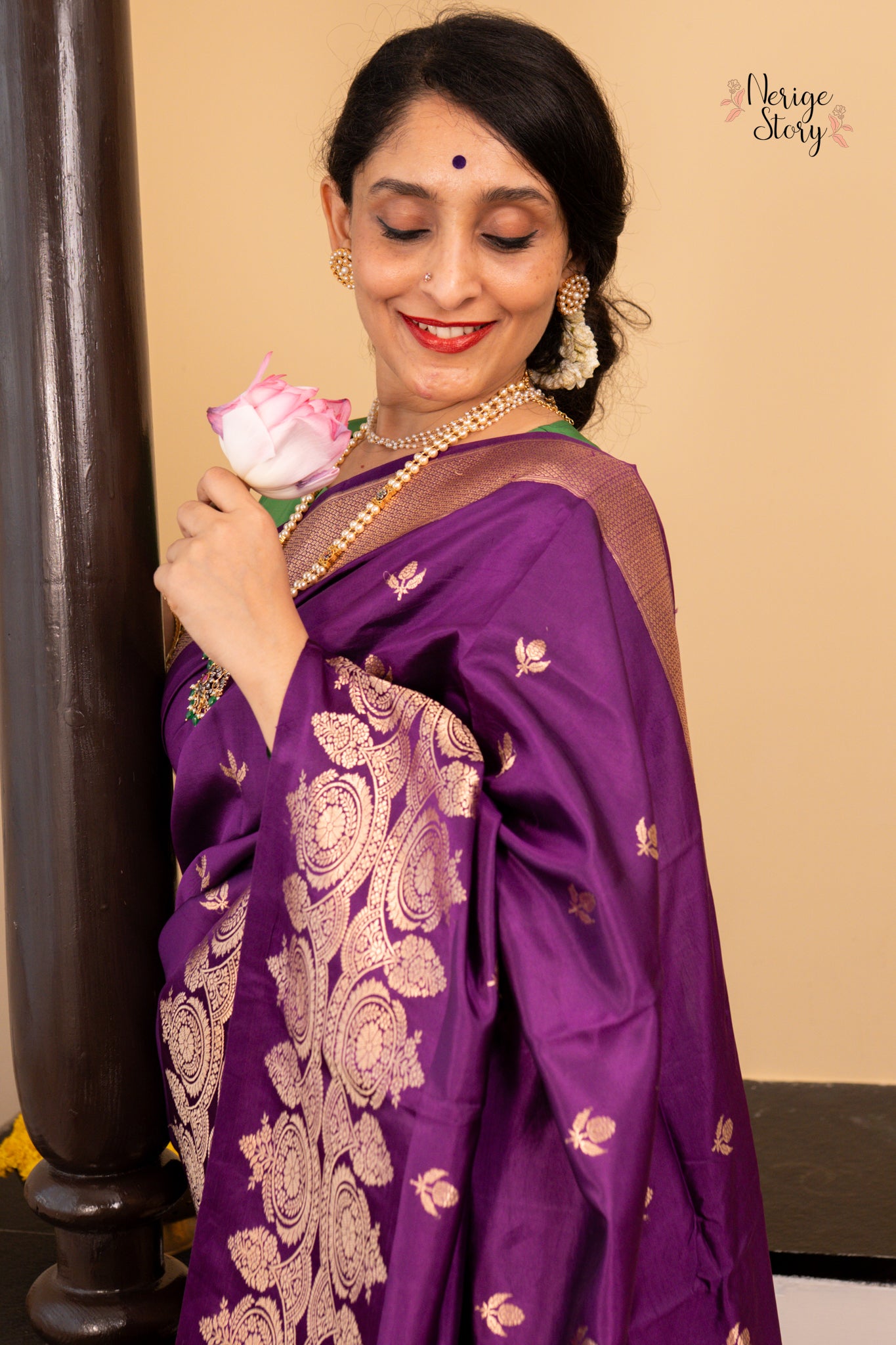 RISHIKA (ऋषिका)