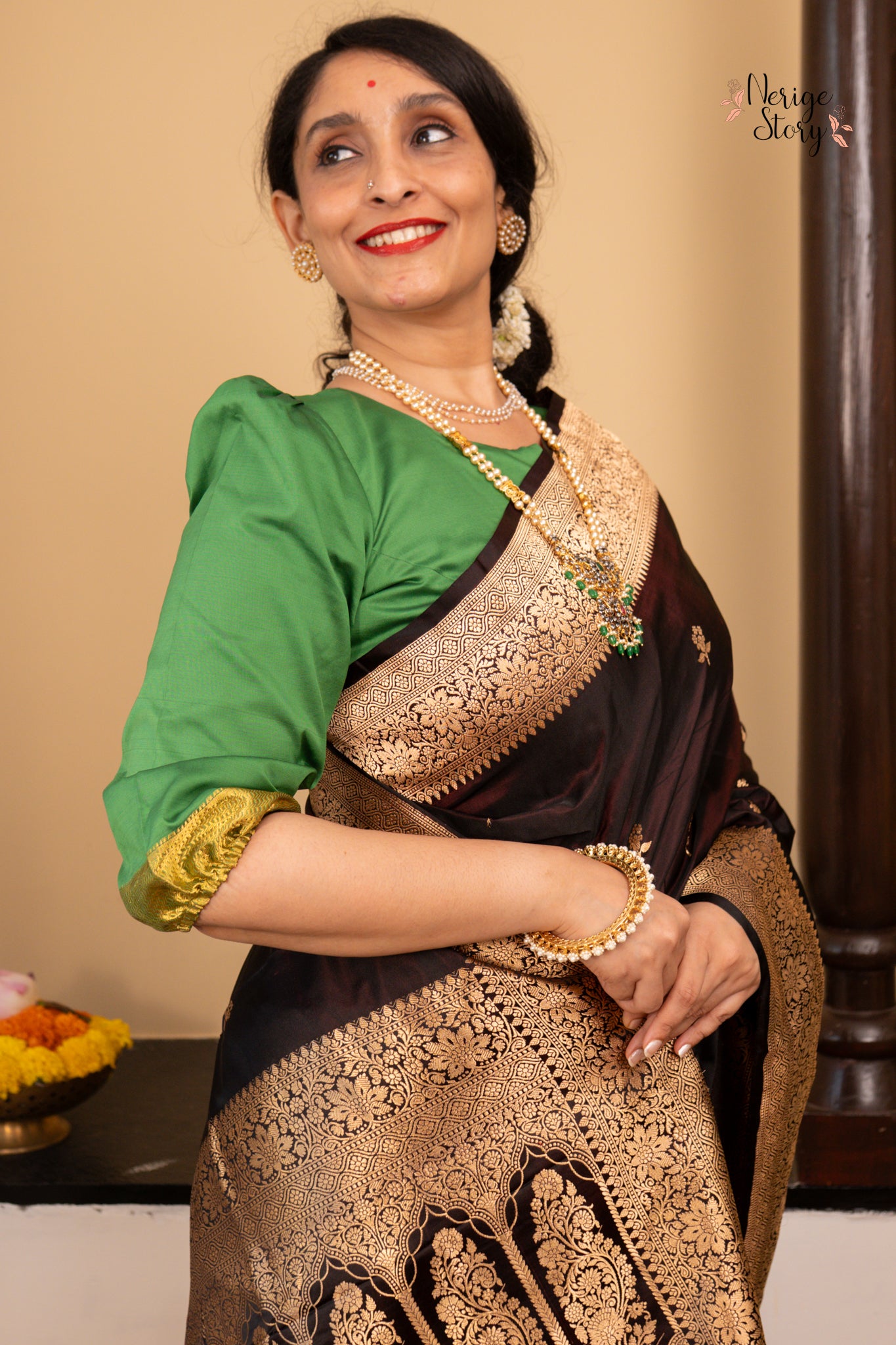 LAHIKA (लहिका)