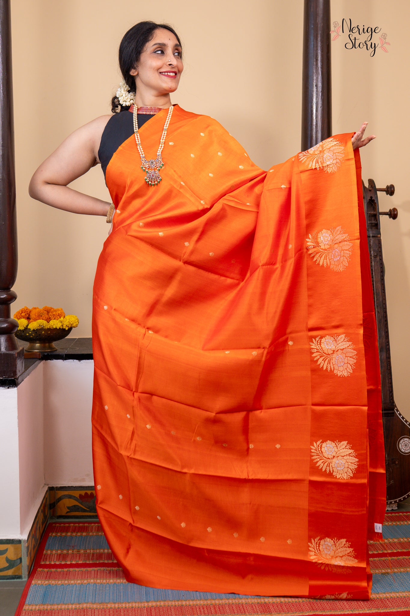 DIVYATA (दिव्यता)