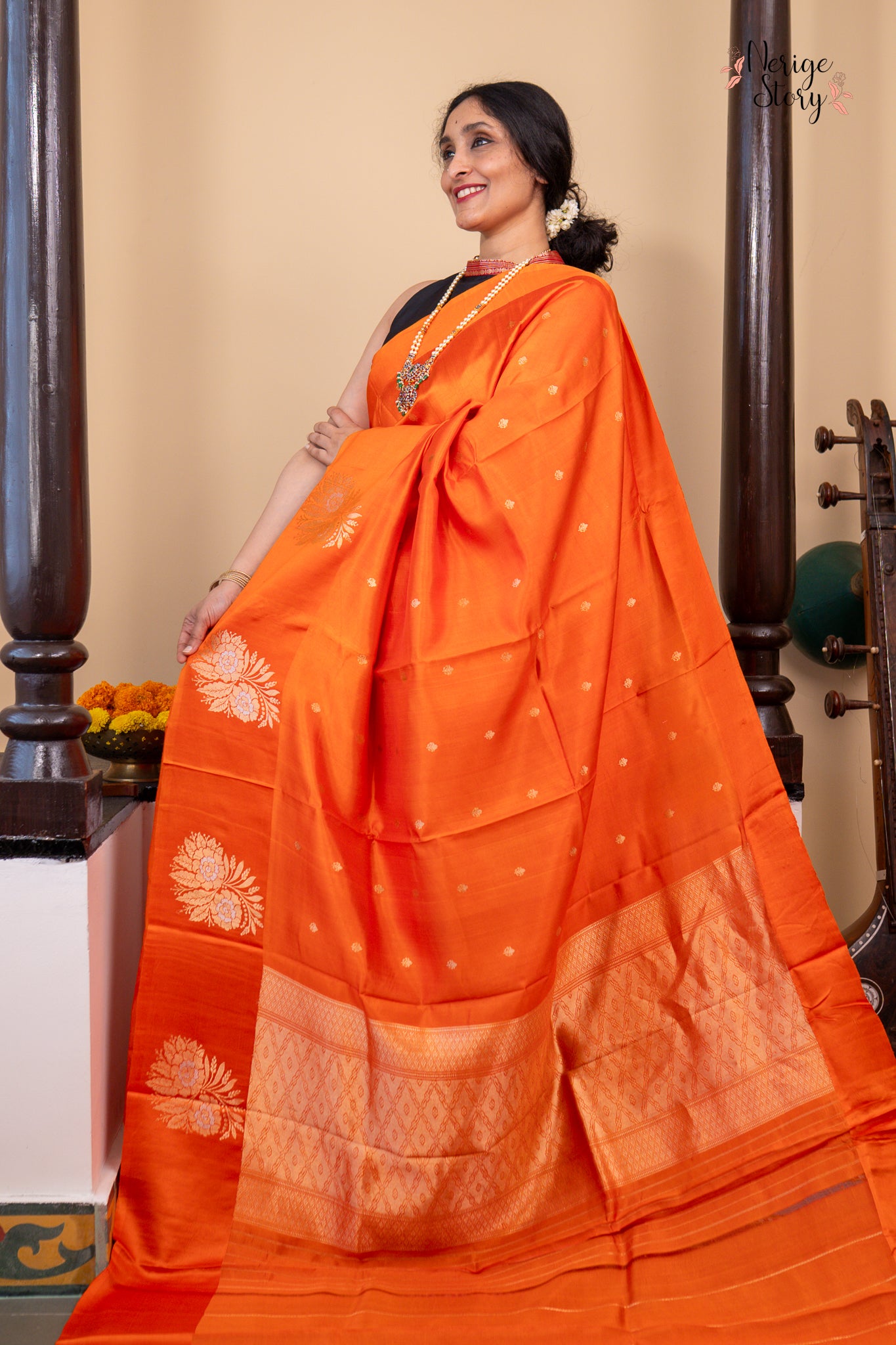DIVYATA (दिव्यता)