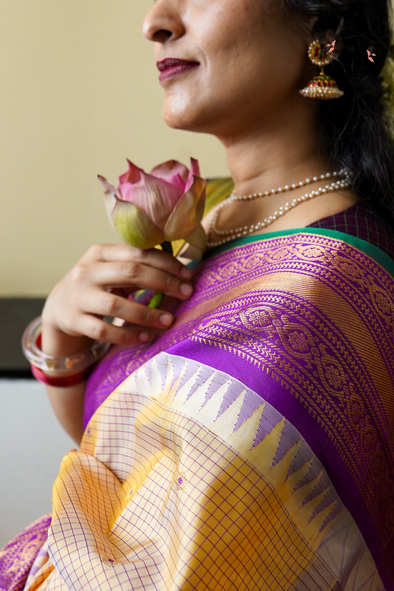 JAGATJANANI (జగత్జనని)