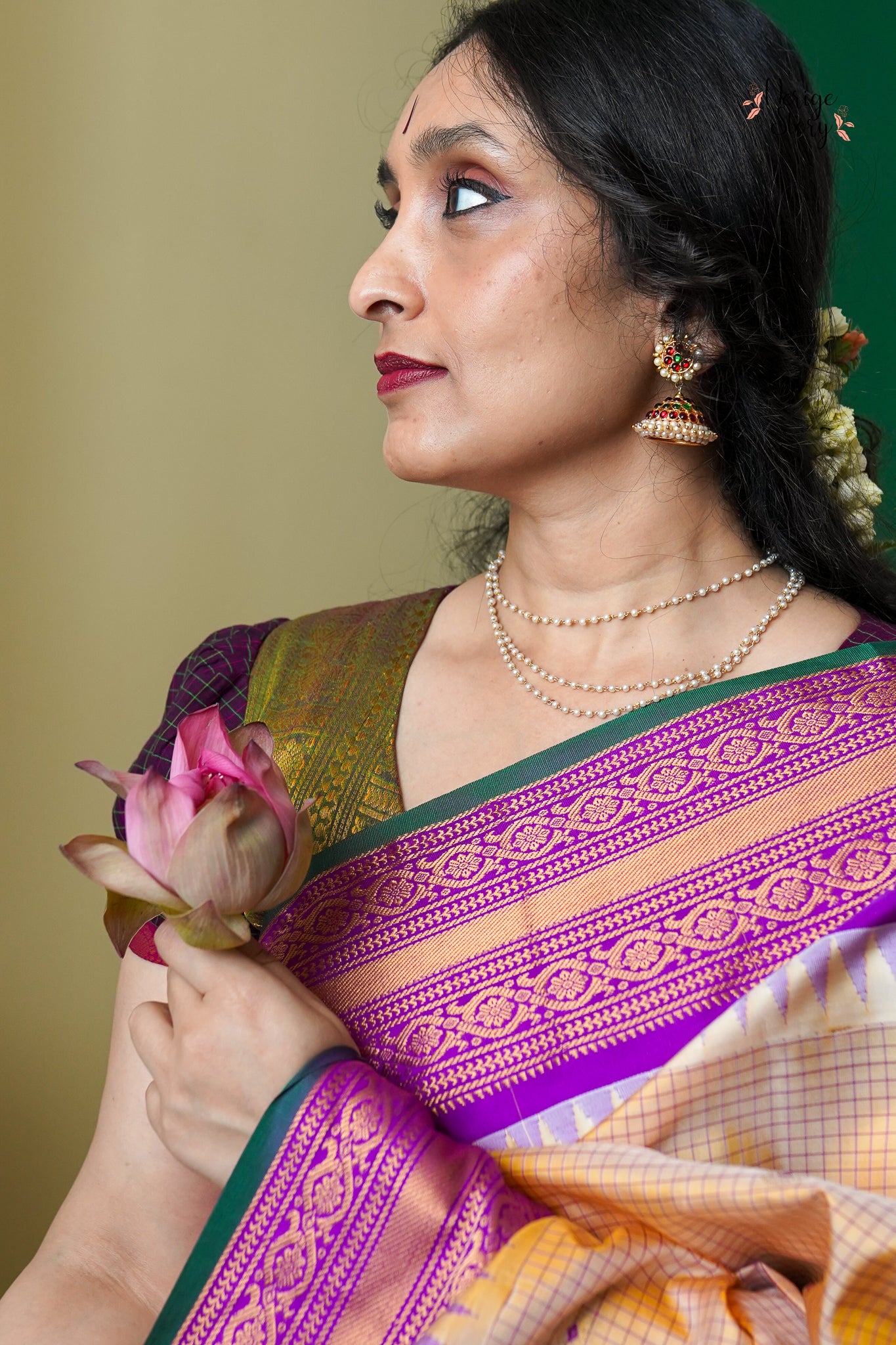 JAGATJANANI (జగత్జనని)