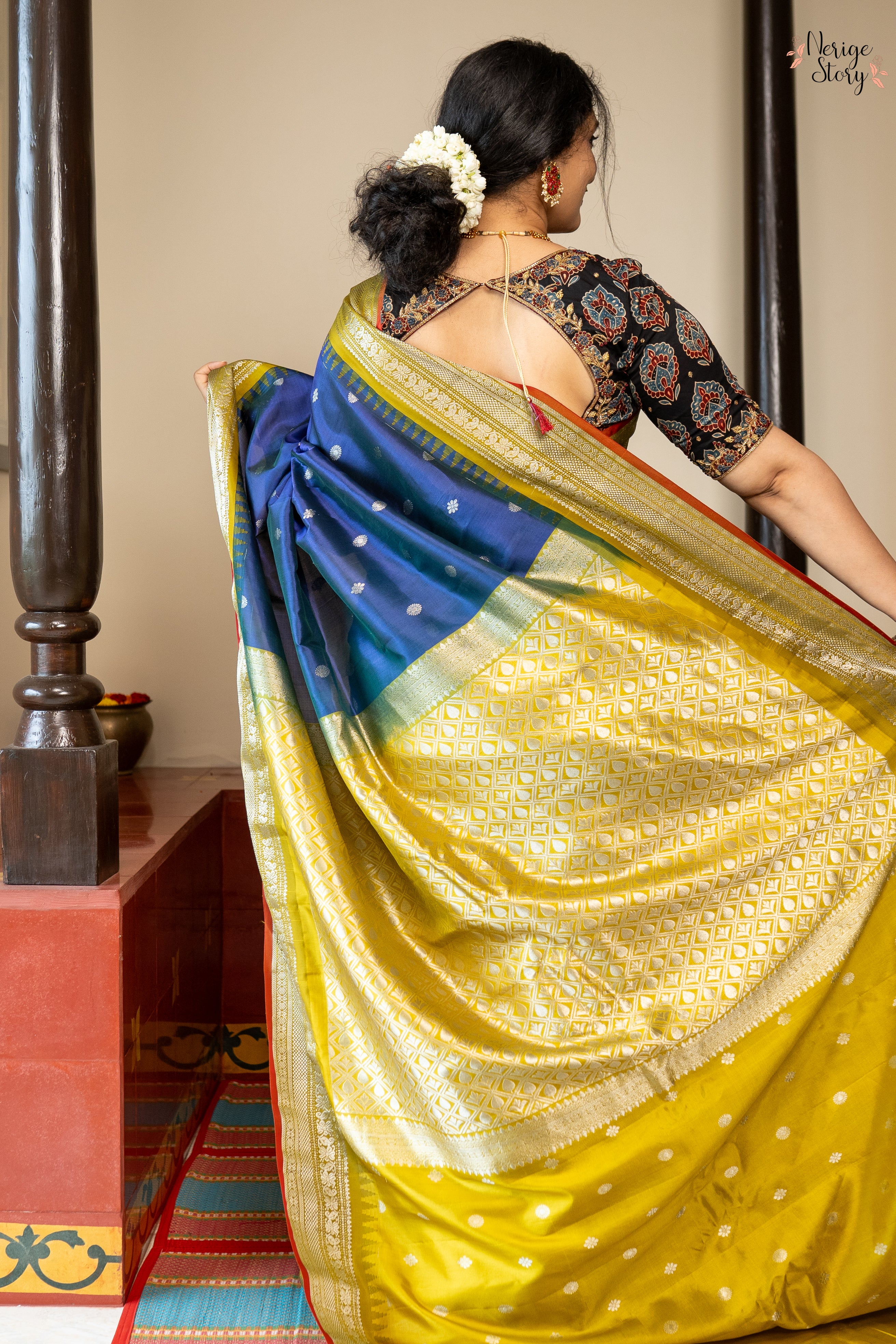 NEELI KALUVA (నీలి కలువ)