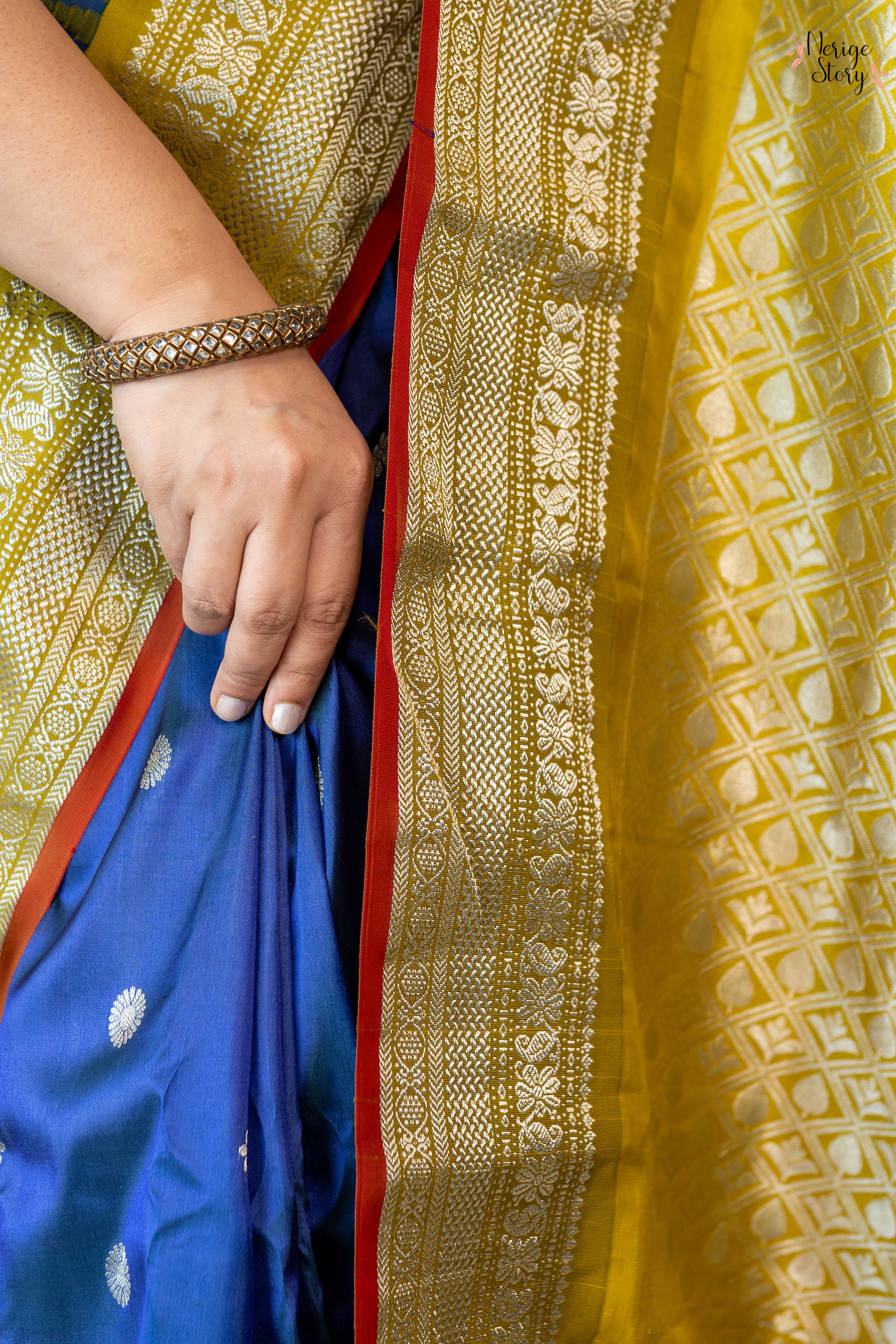 NEELI KALUVA (నీలి కలువ)