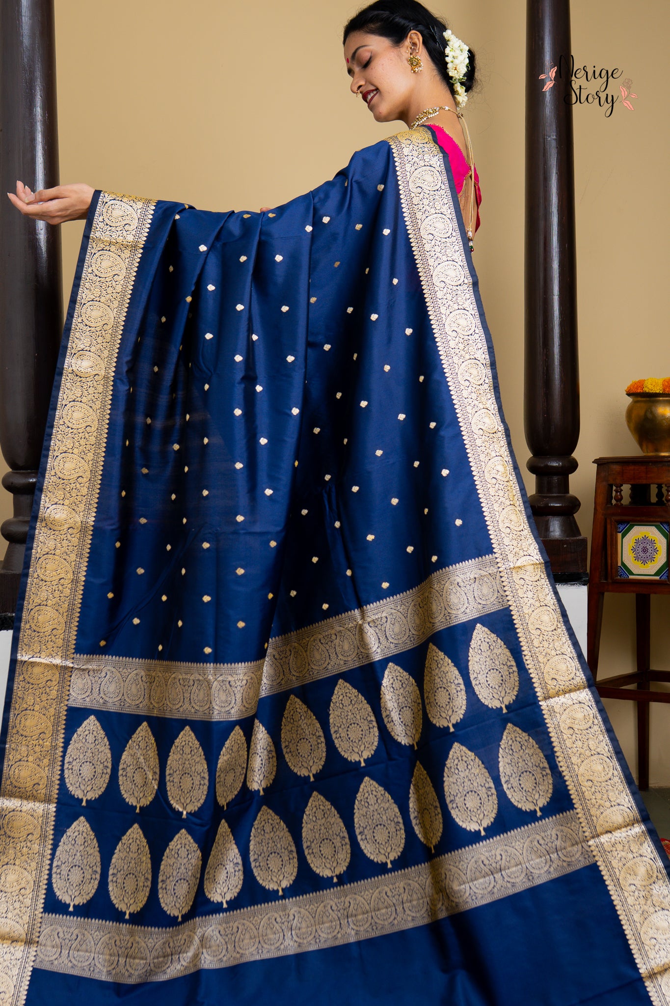 KAVINYA (काविन्या)