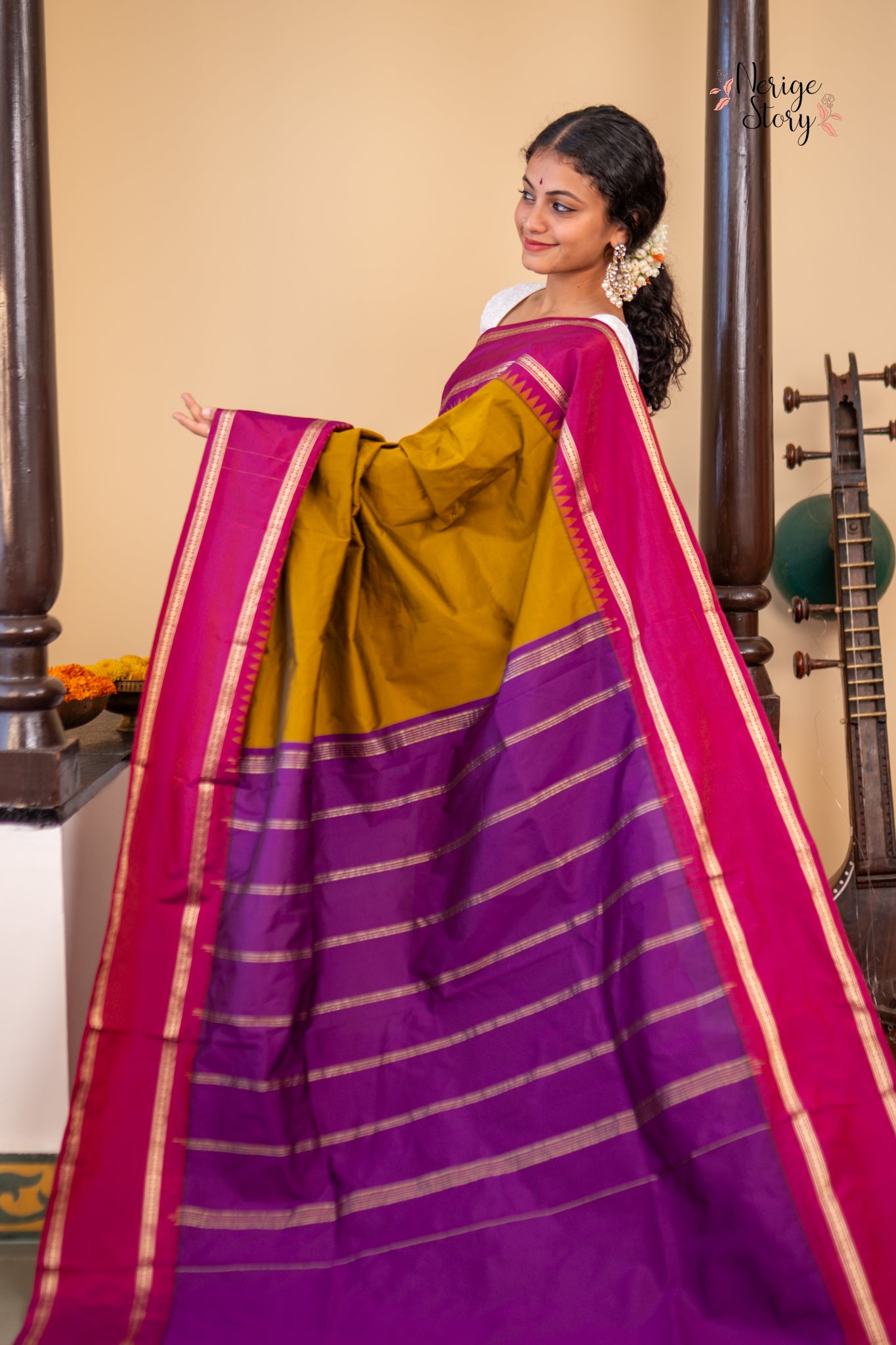 KAVINI (ಕಾವಿನಿ)