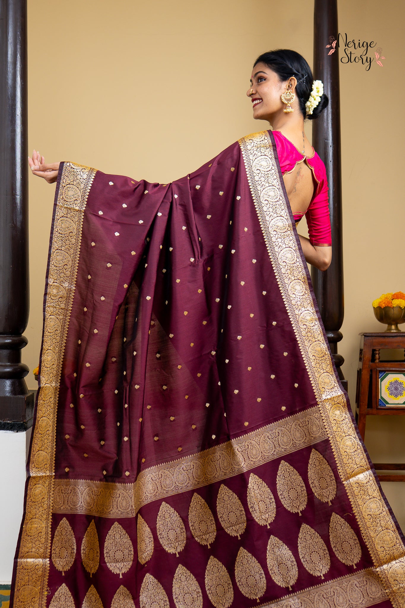 GOPIKA (गोपिका)