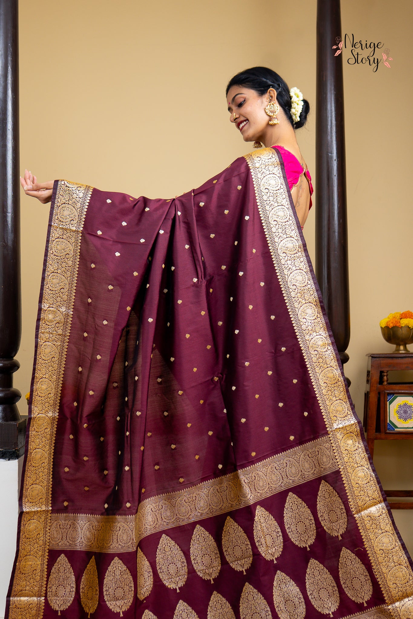 GOPIKA (गोपिका)